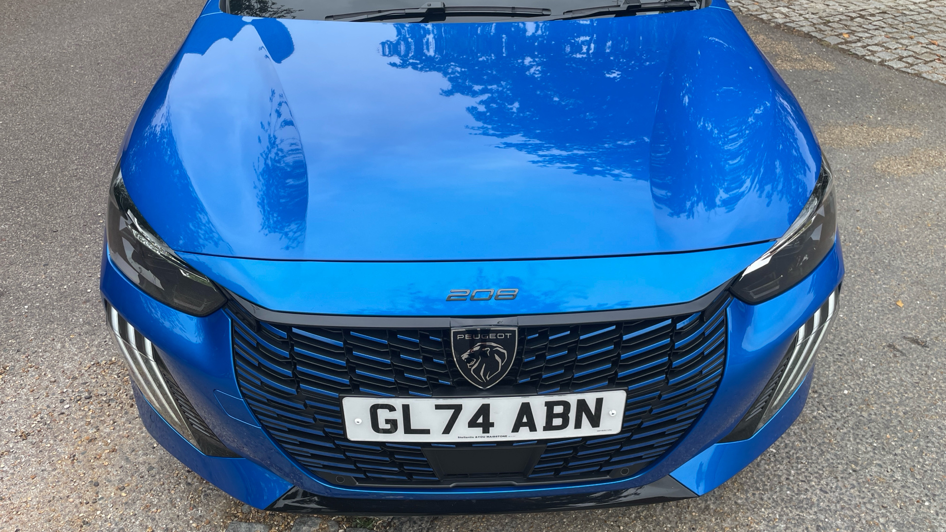car image