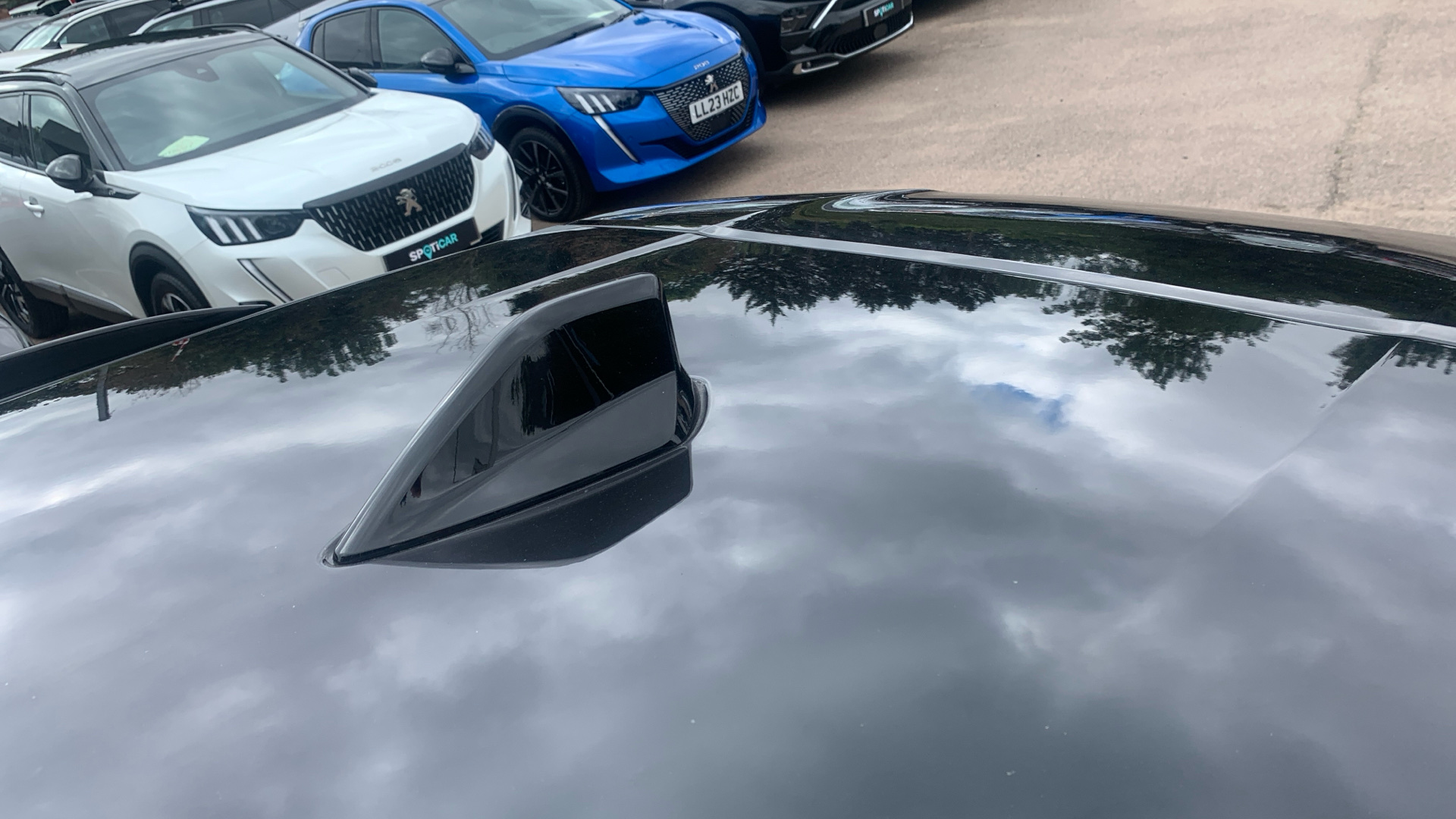 car image