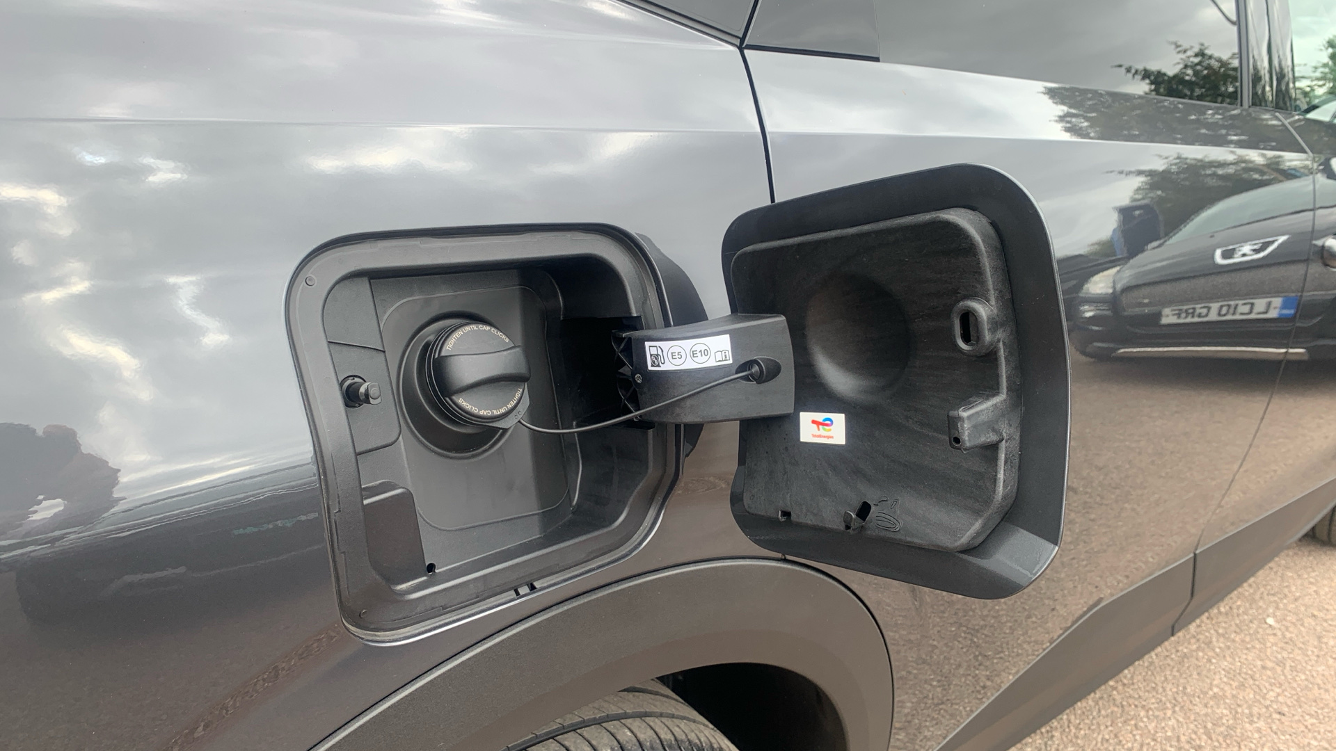 car image