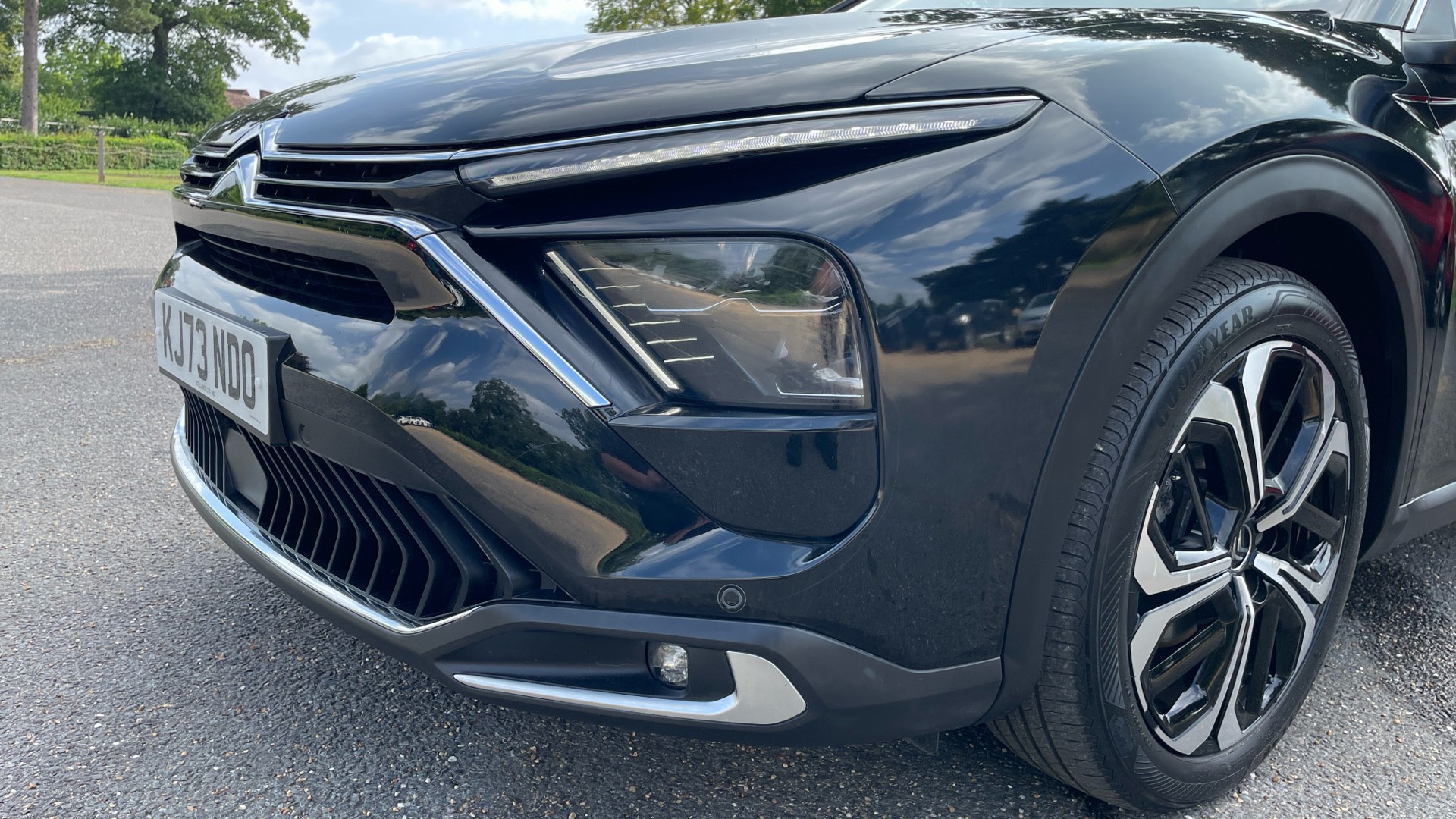 car image