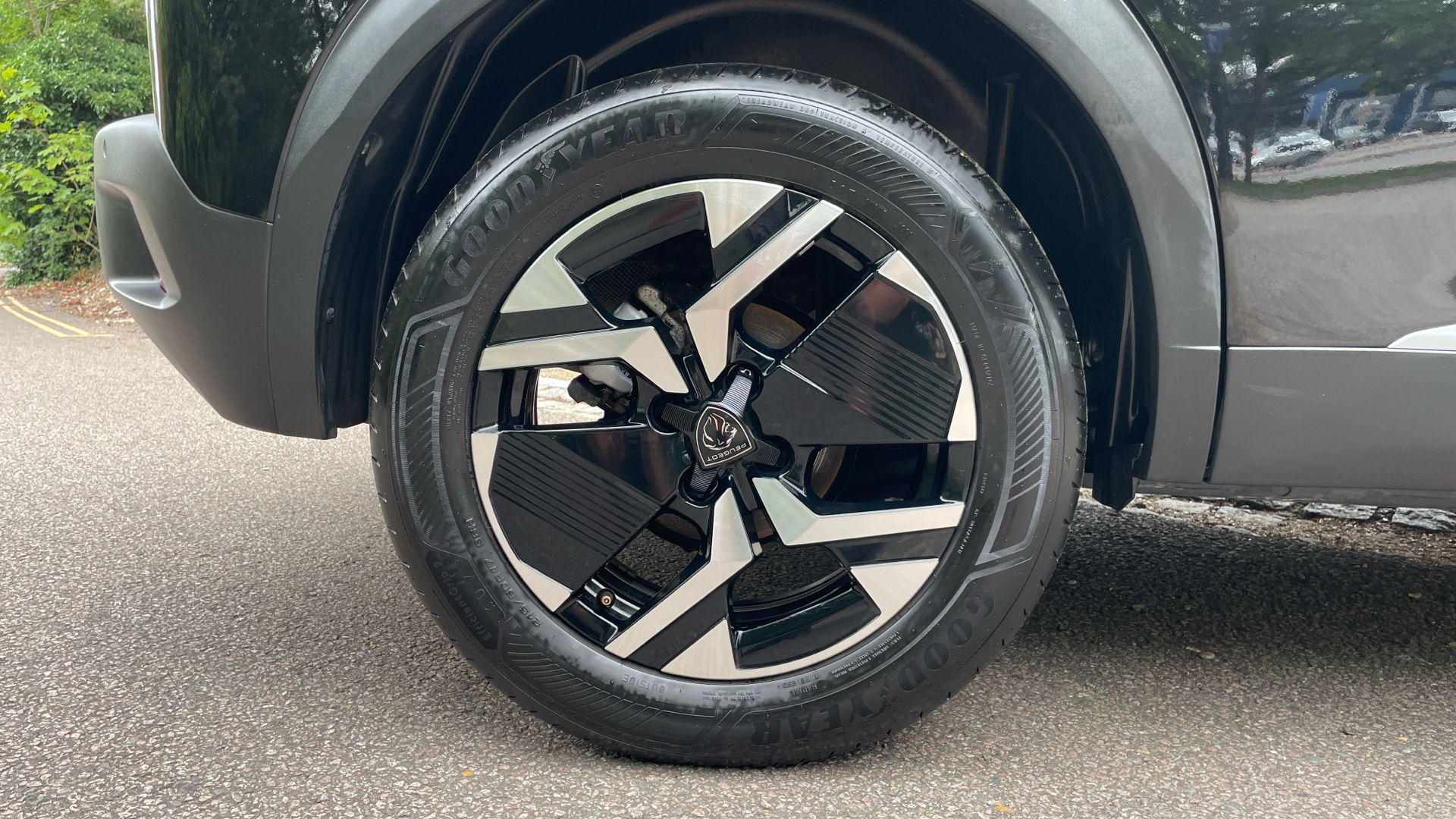 car image