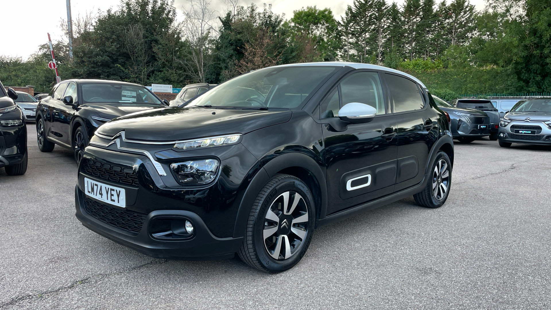 car image