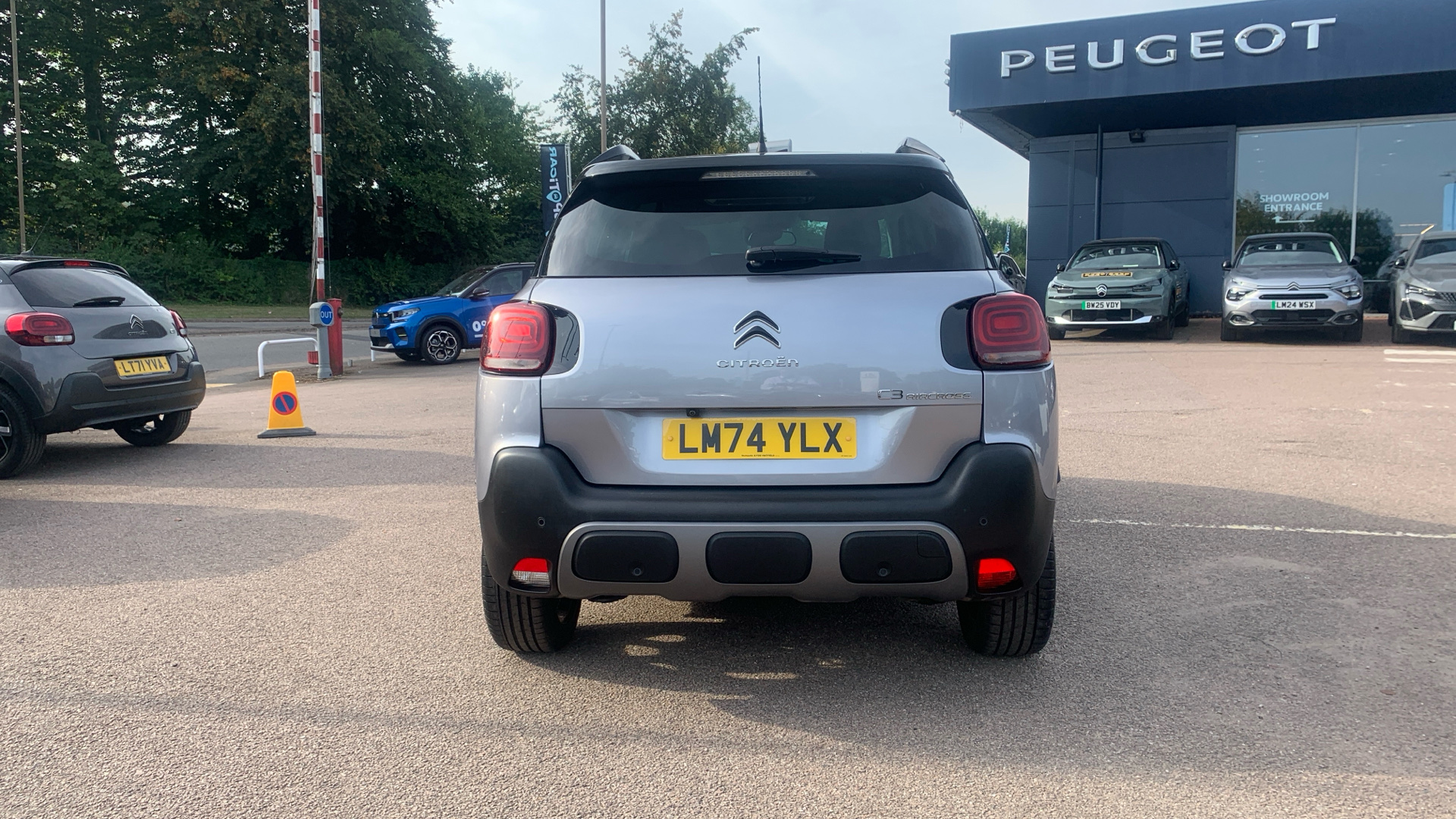 car image