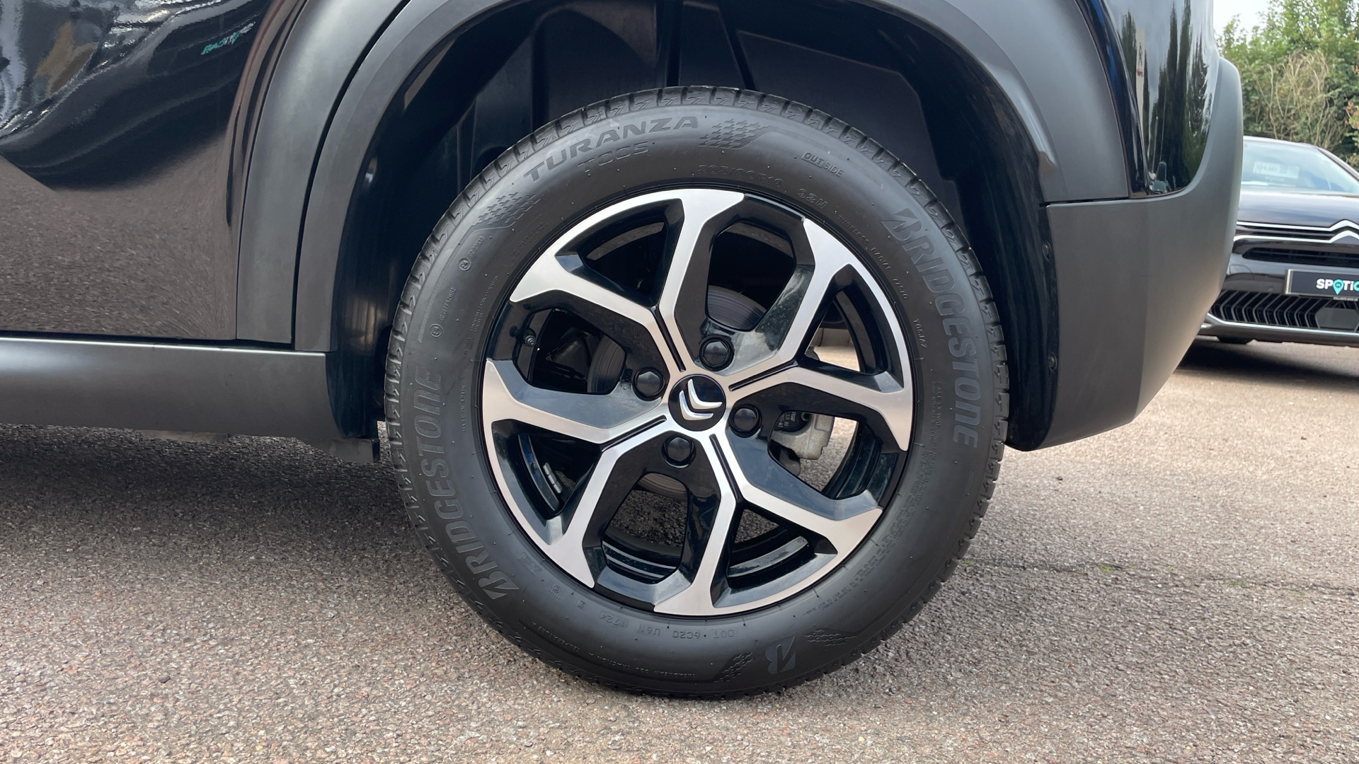car image