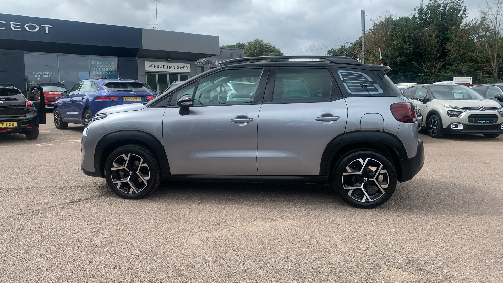 car image