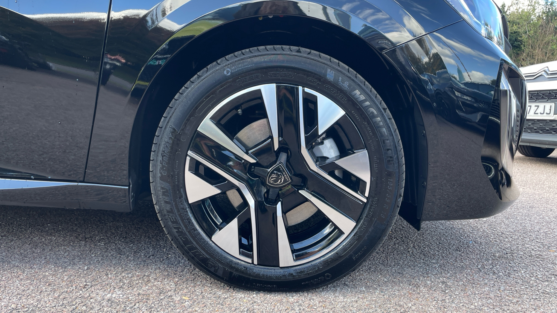 car image