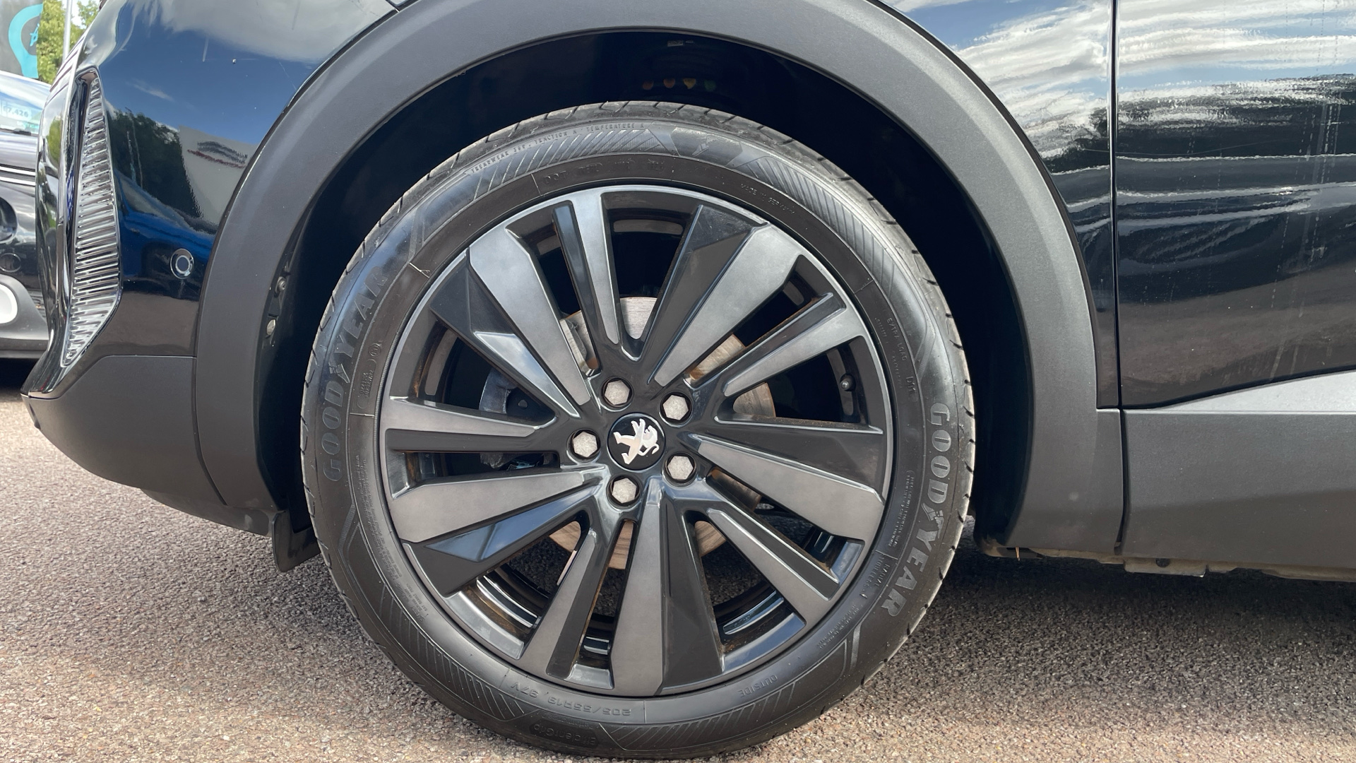 car image