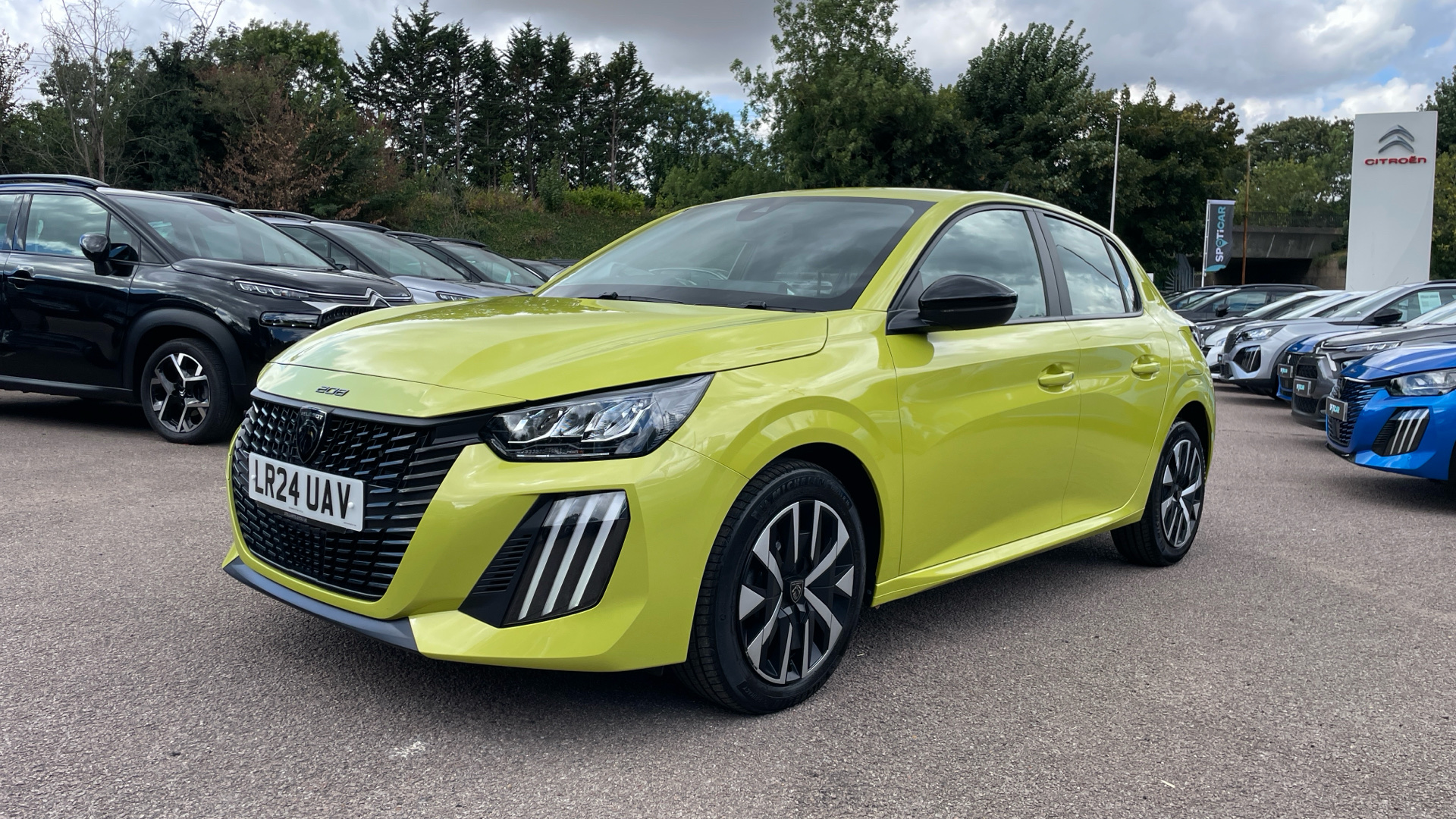 car image
