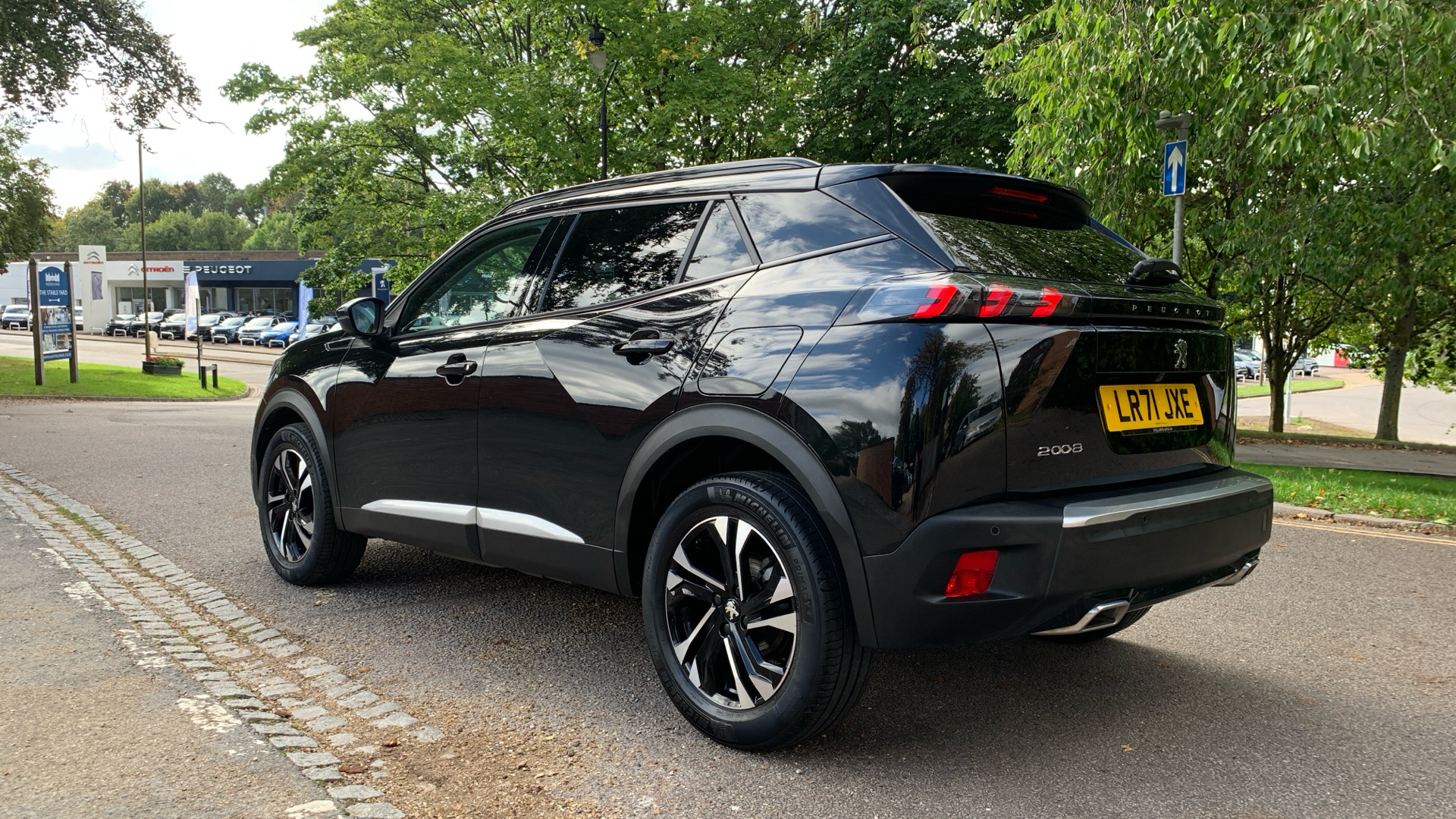 car image