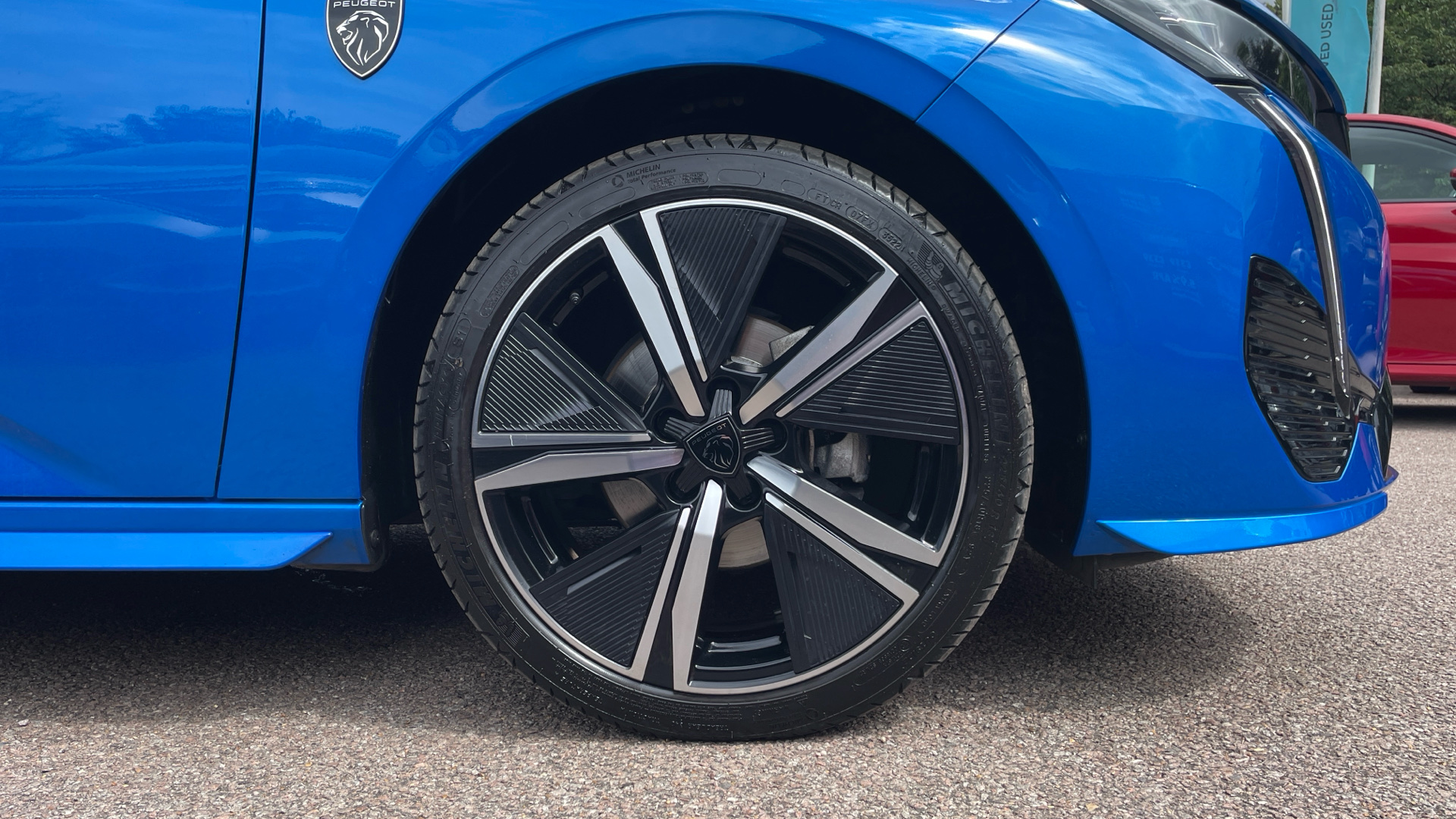car image