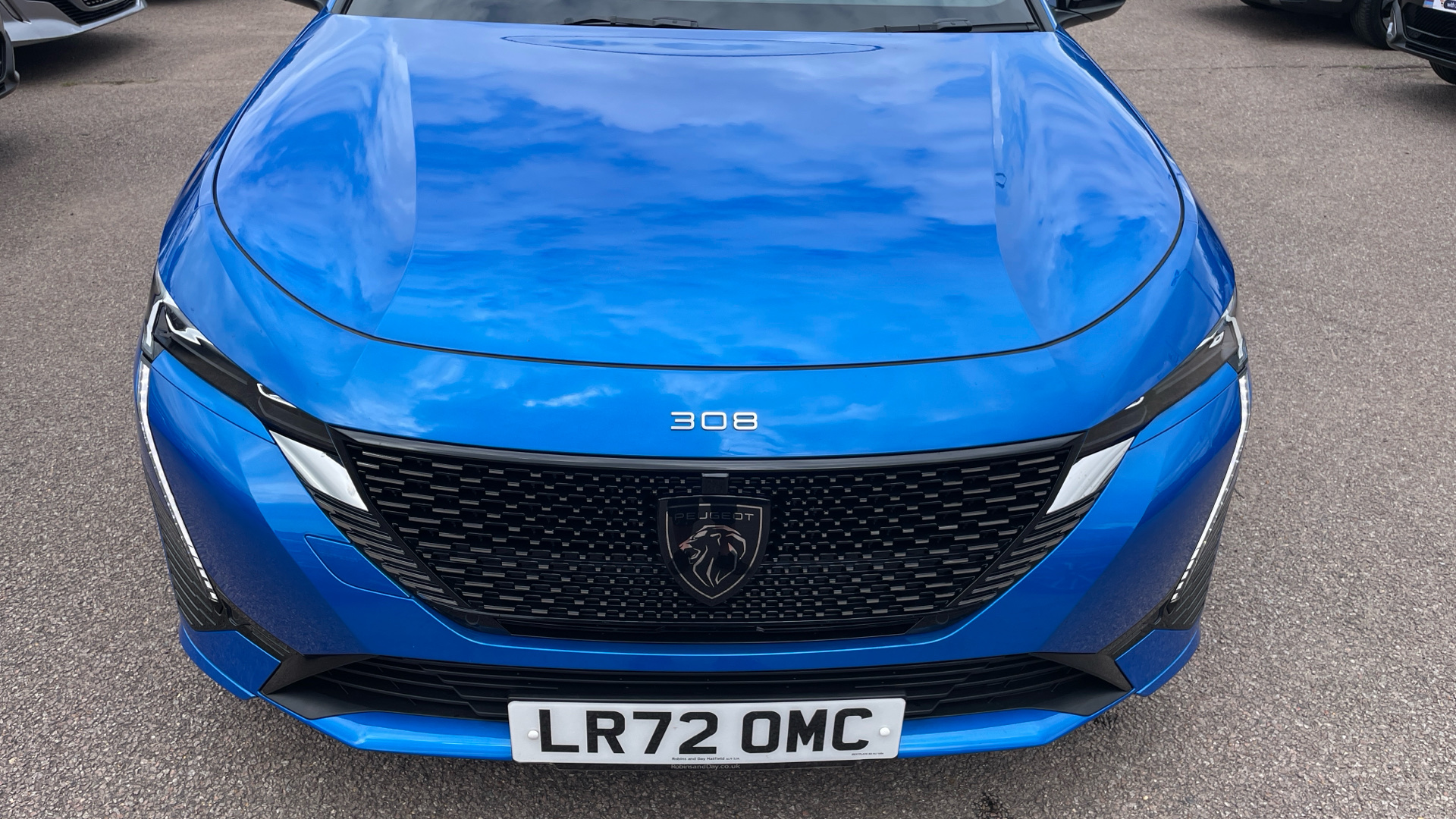 car image