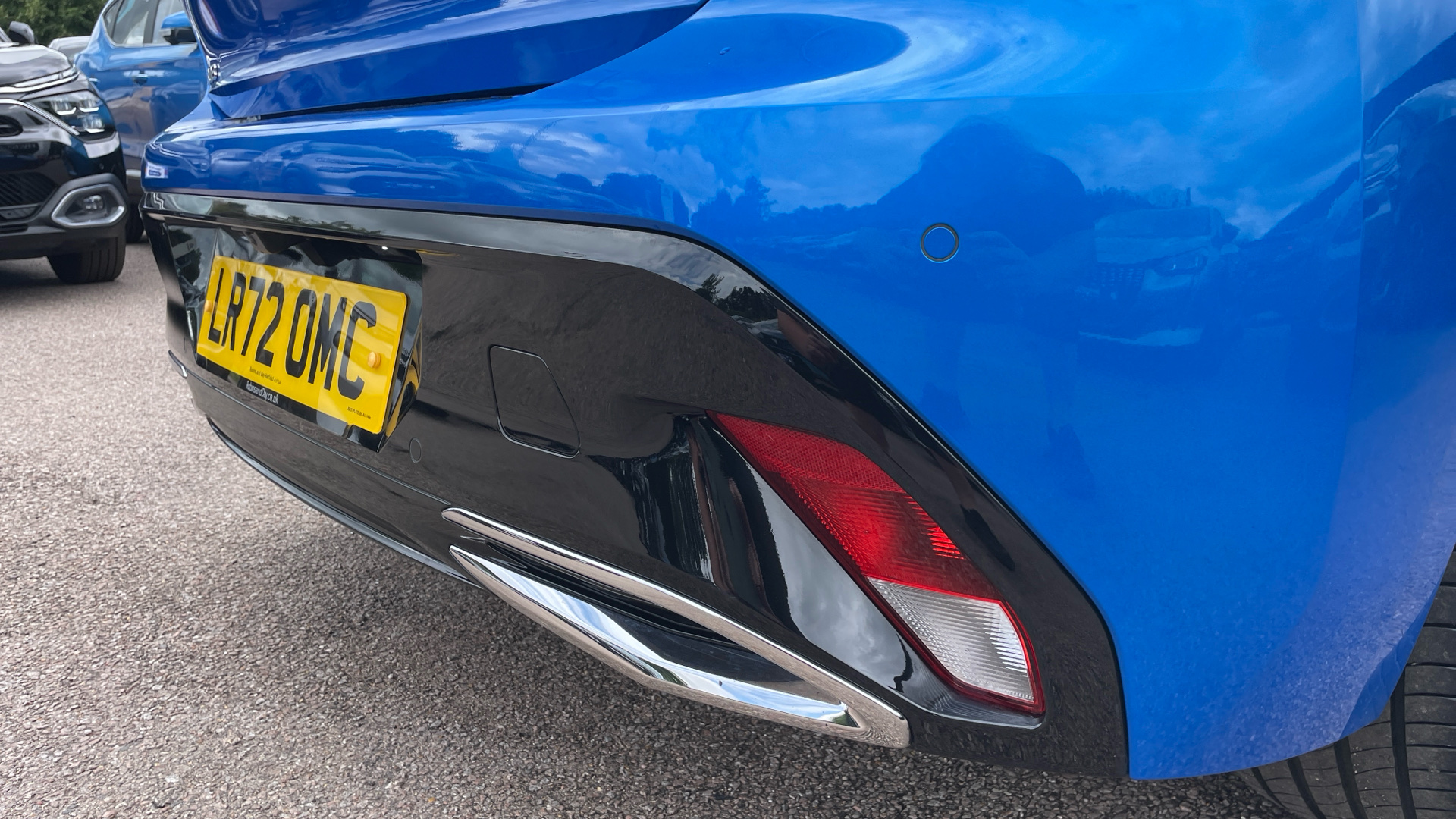 car image
