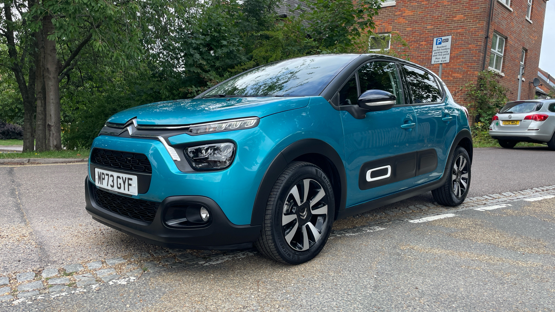 car image