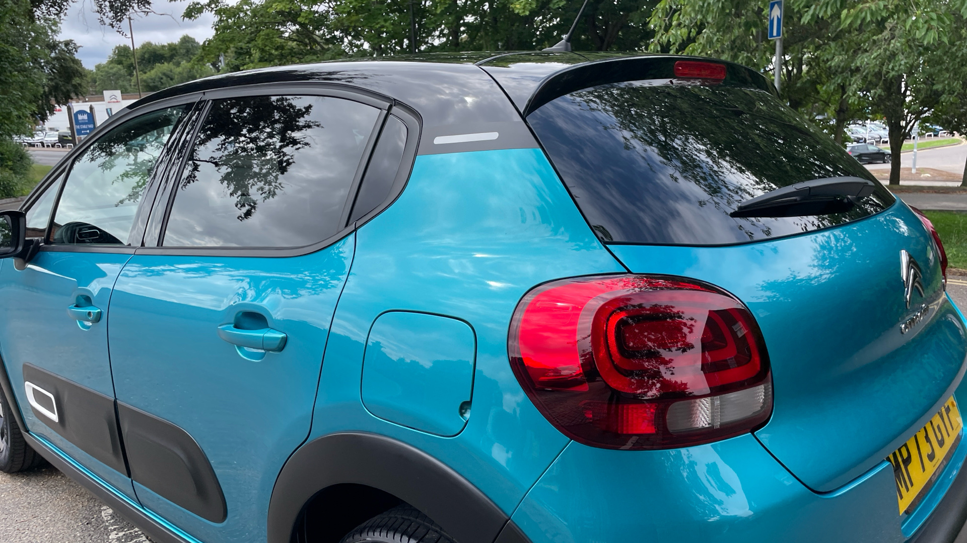 car image