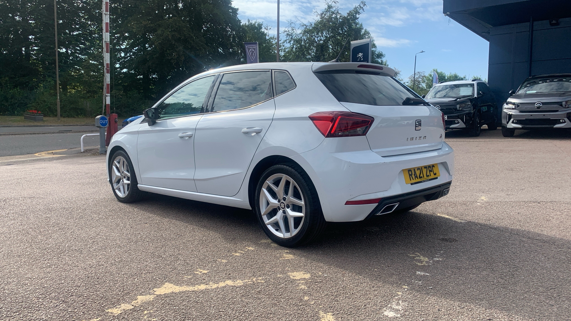 car image