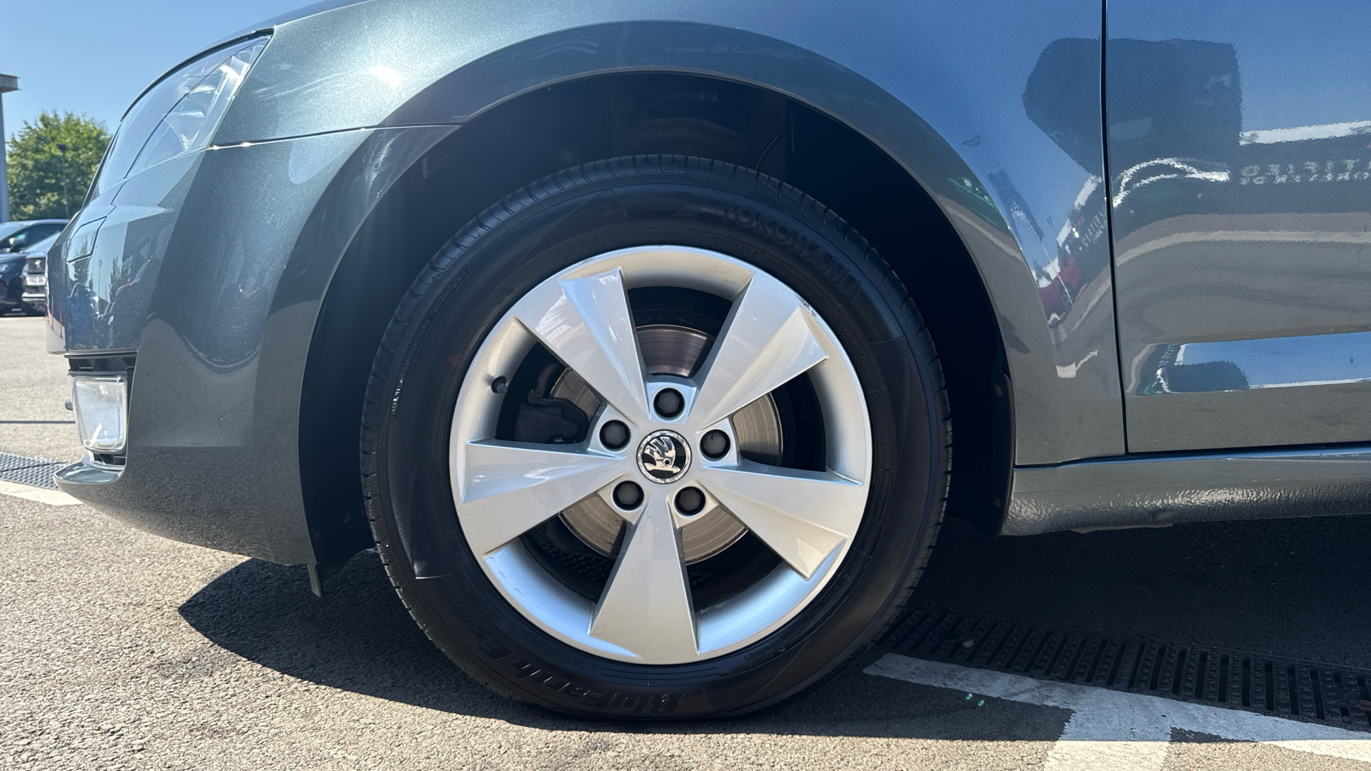 car image