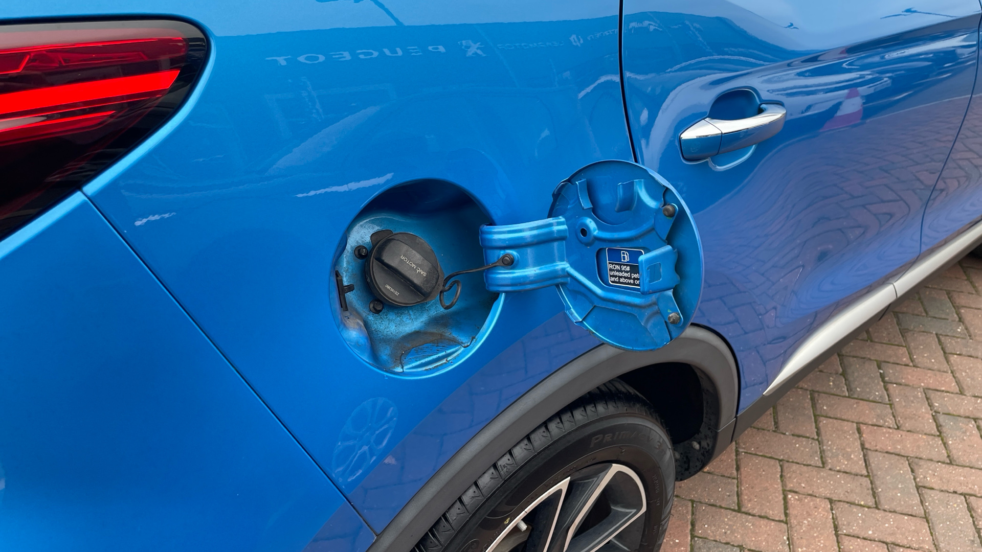 car image