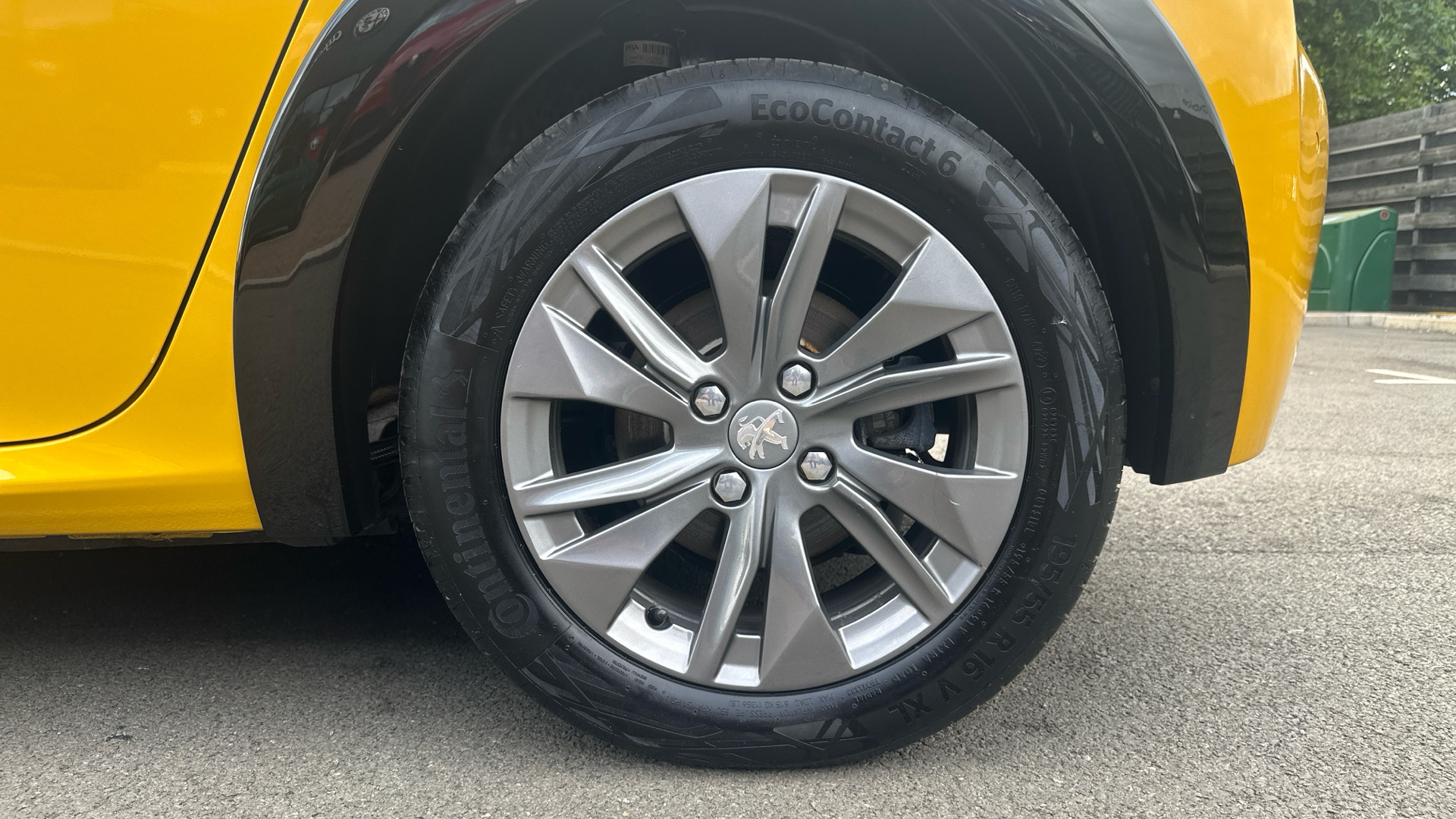 car image