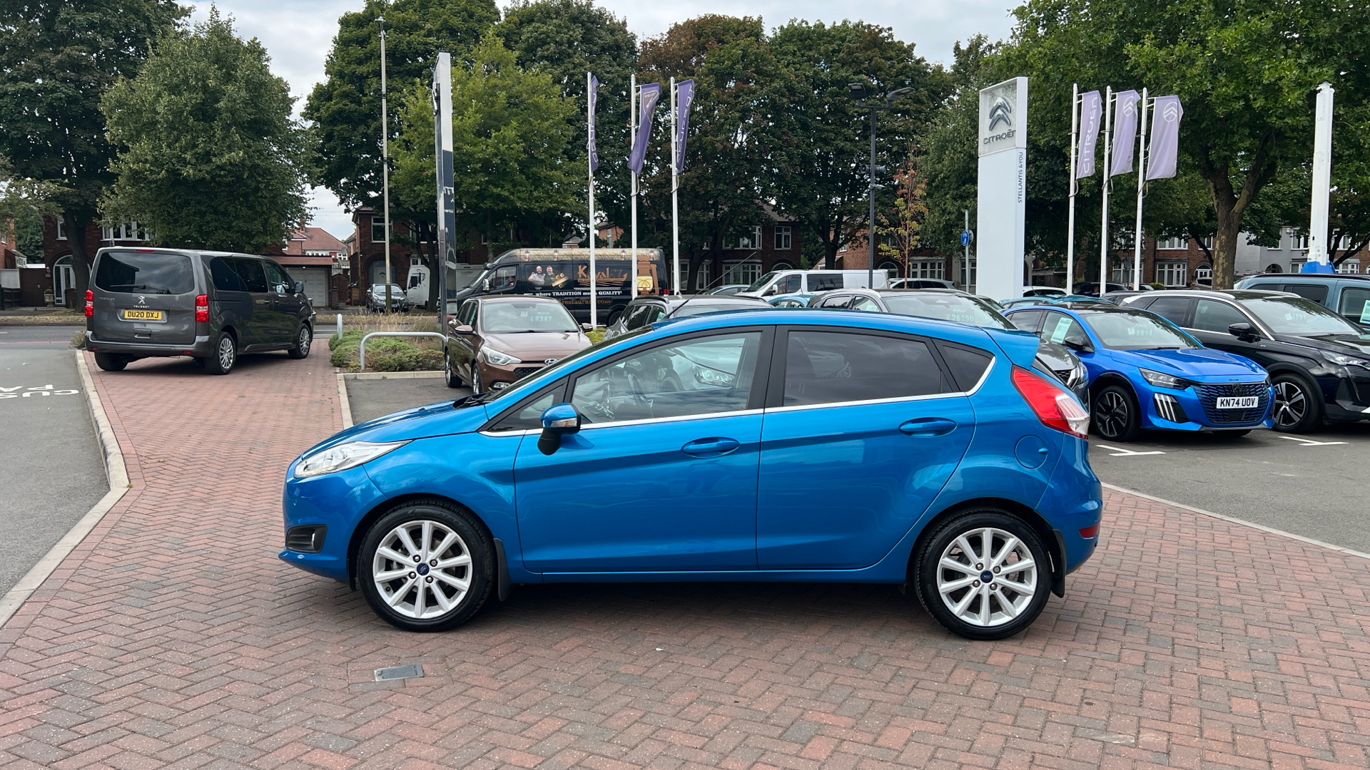 car image