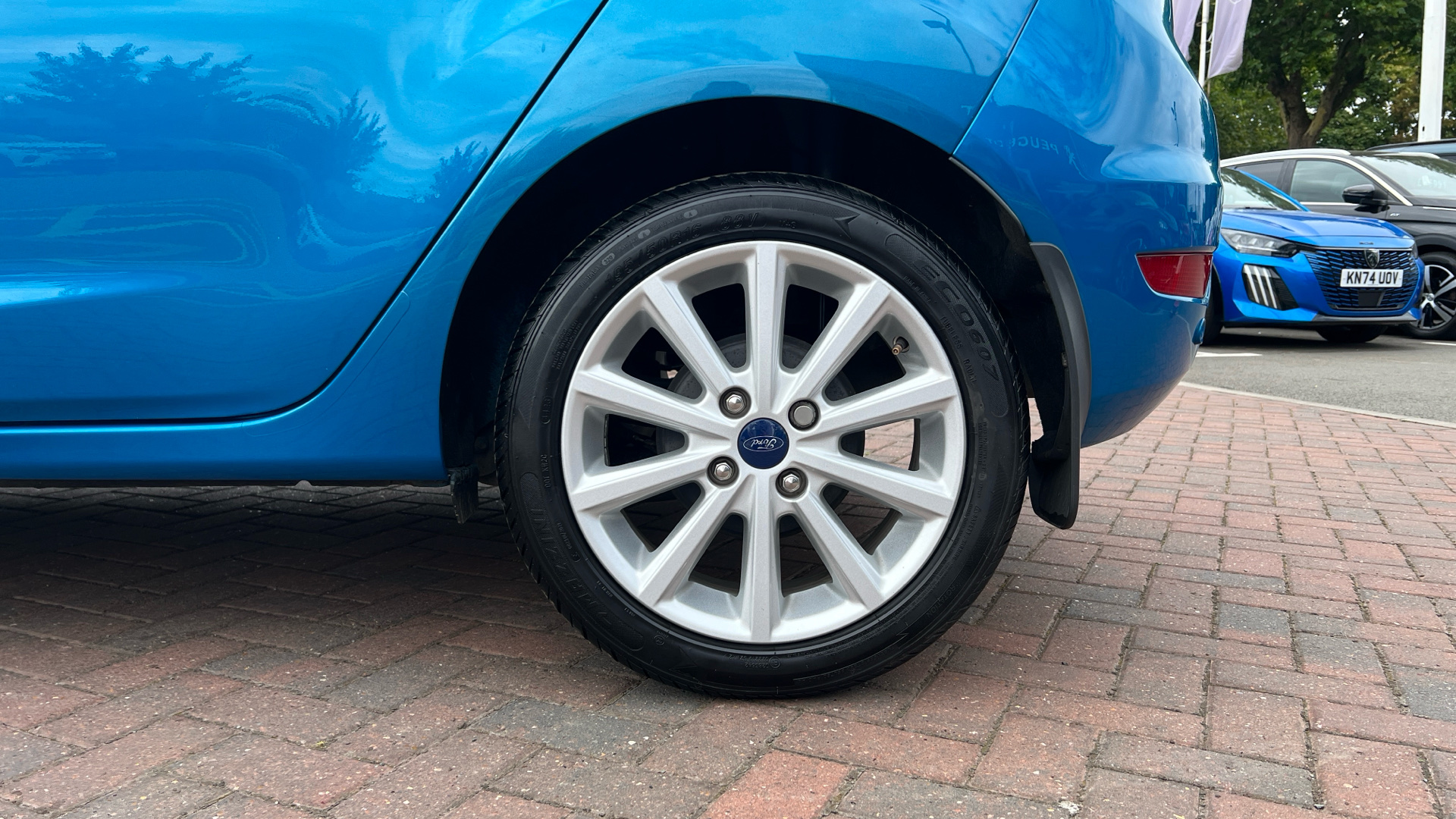 car image