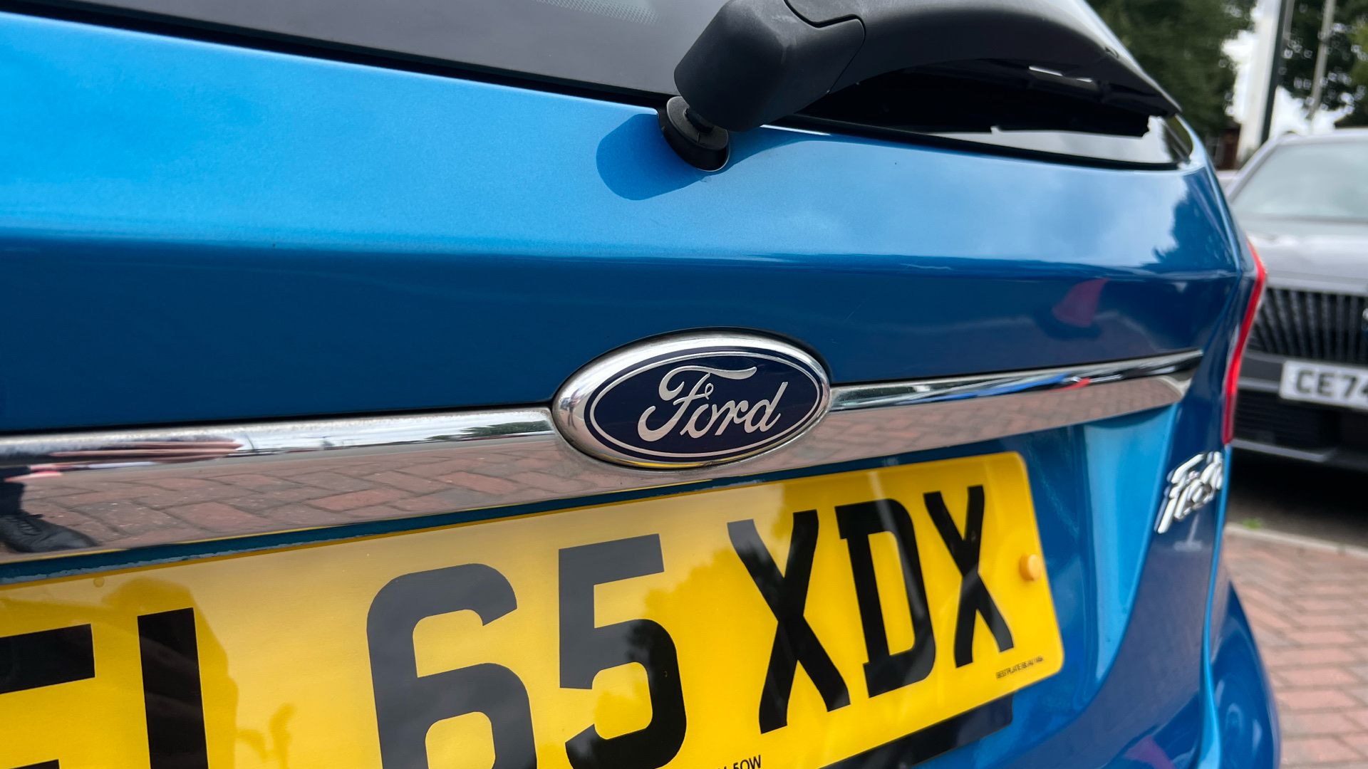car image