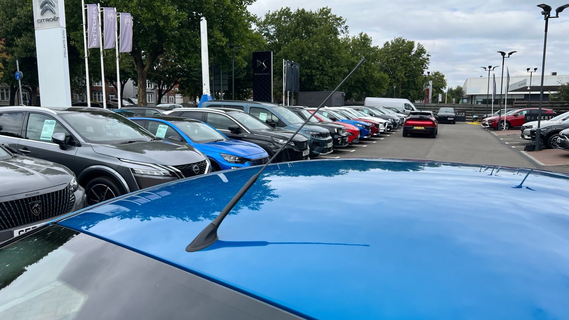car image