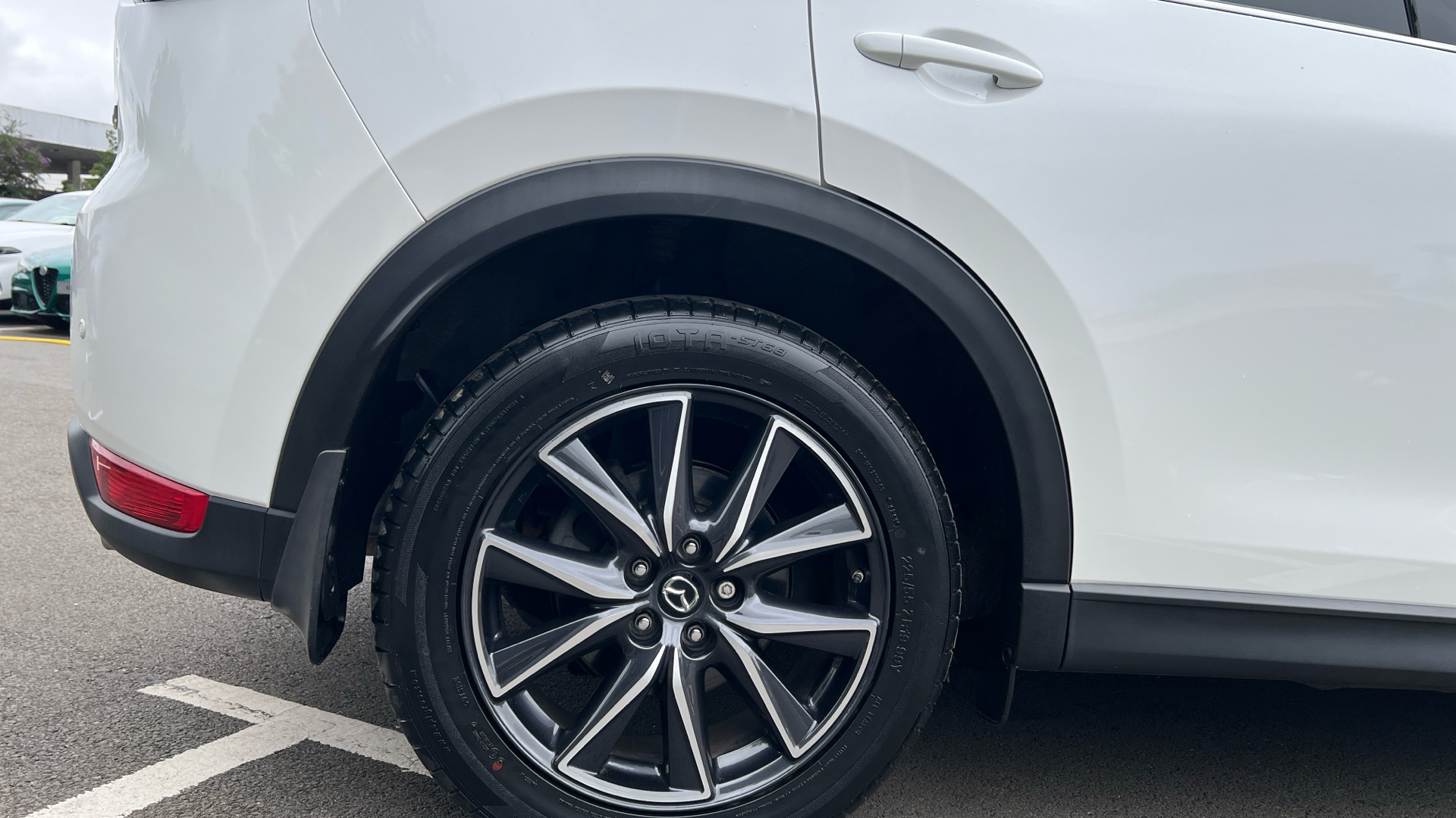 car image
