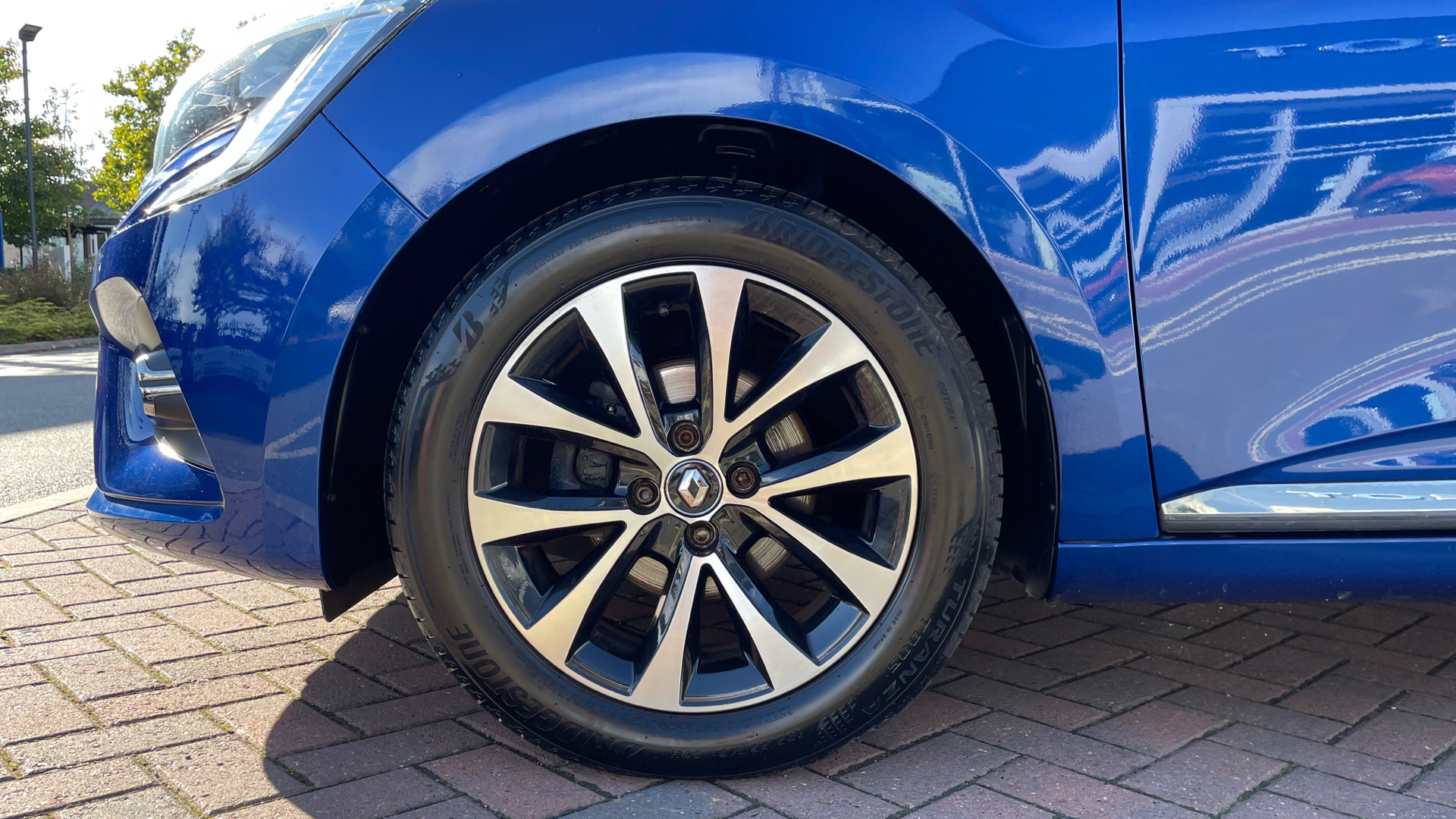 car image