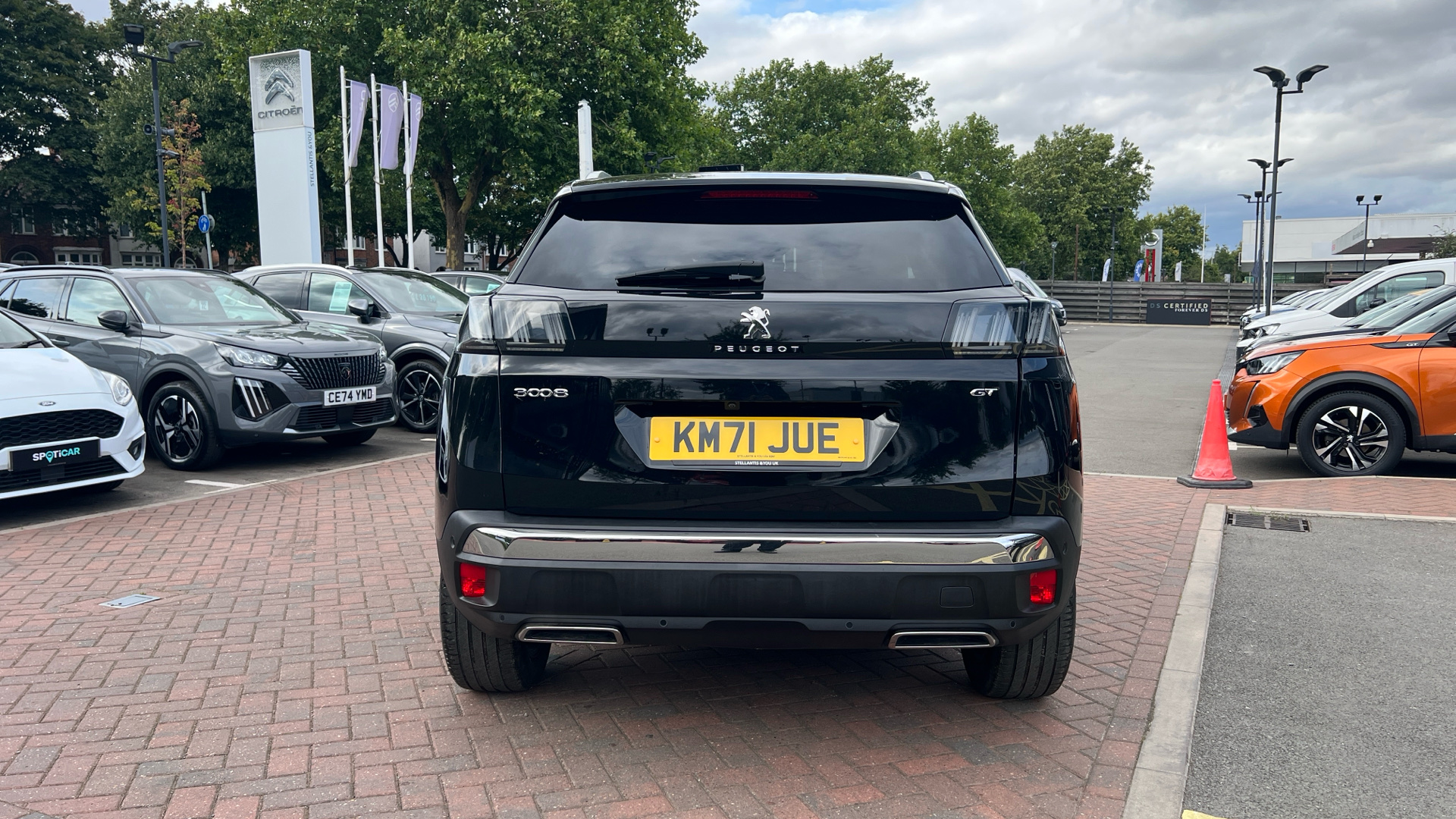 car image