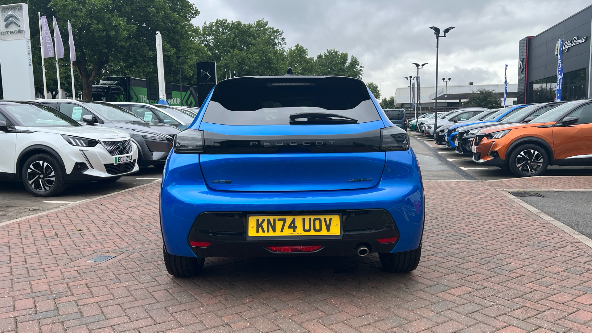 car image