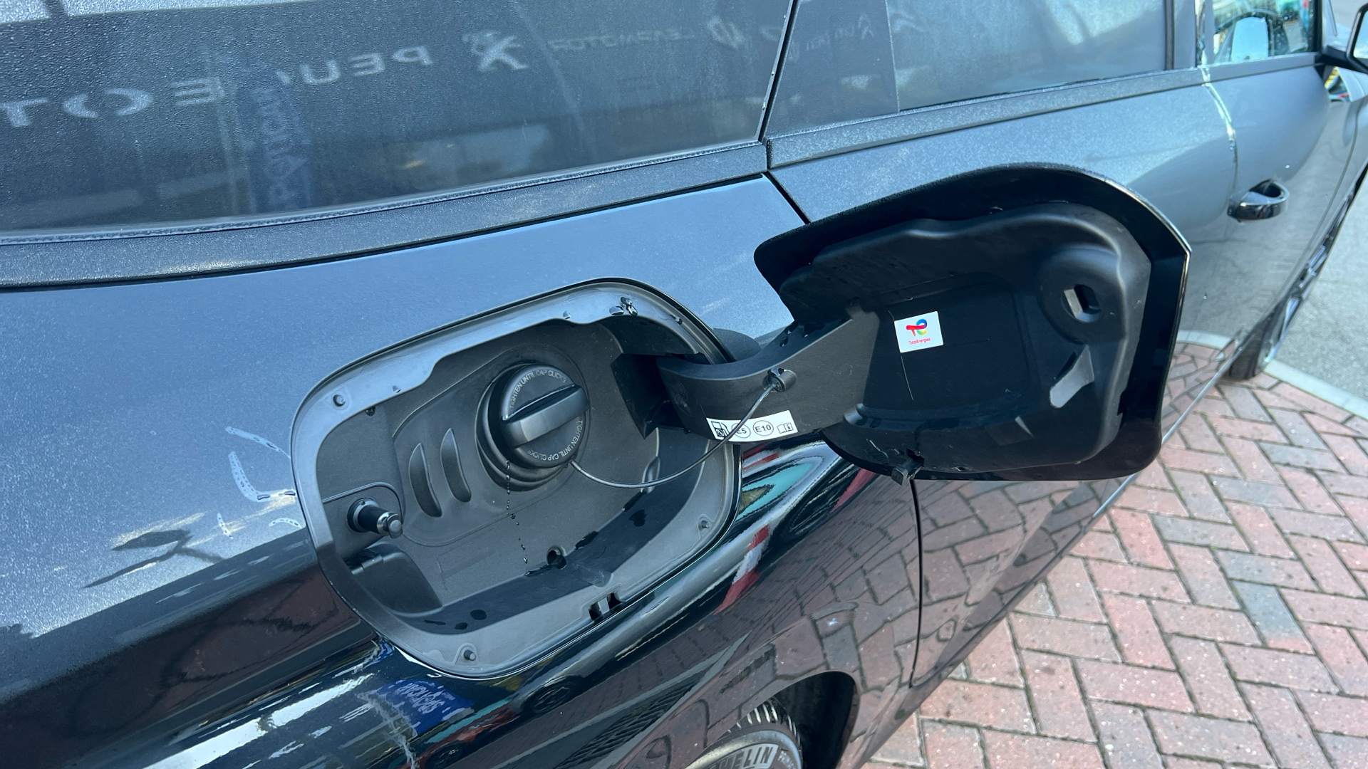 car image