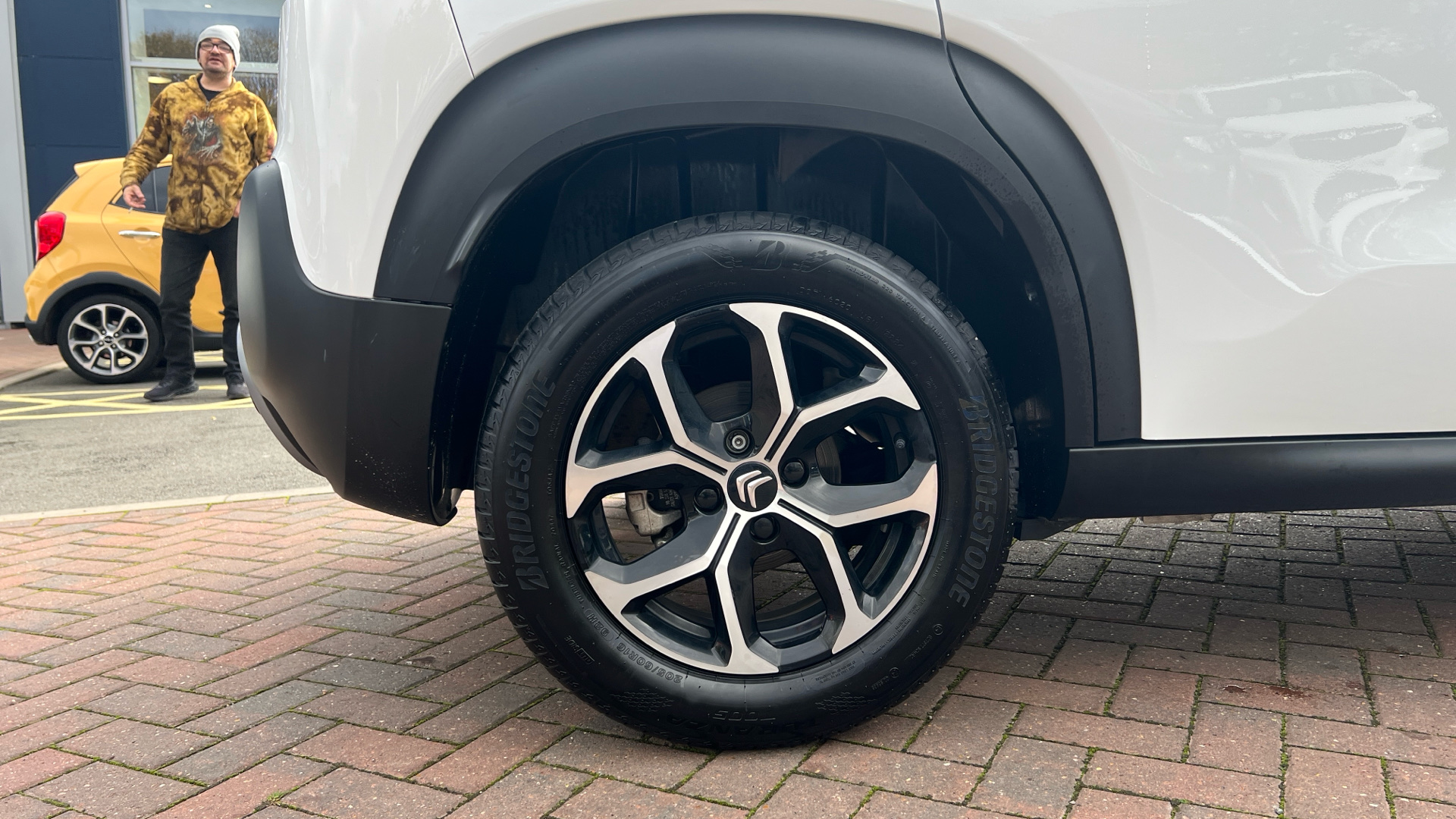 car image