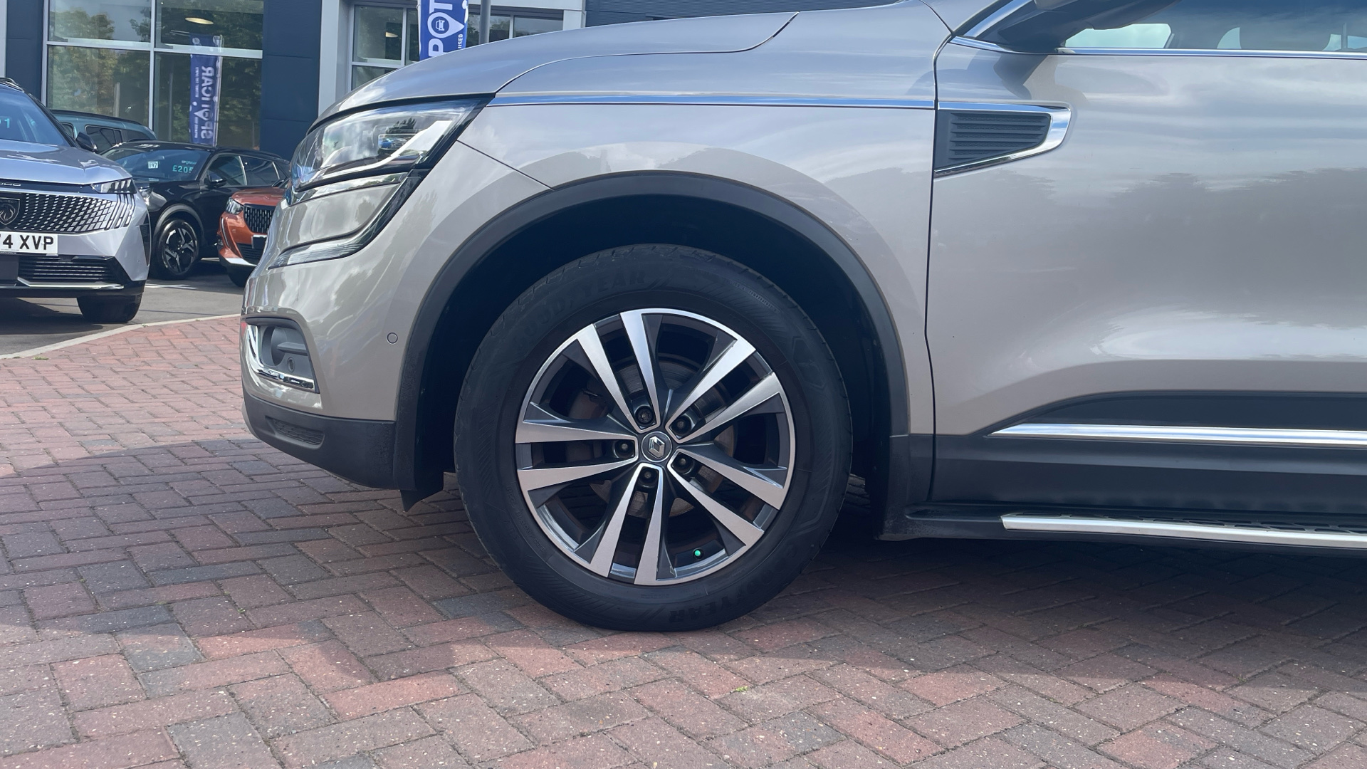 car image