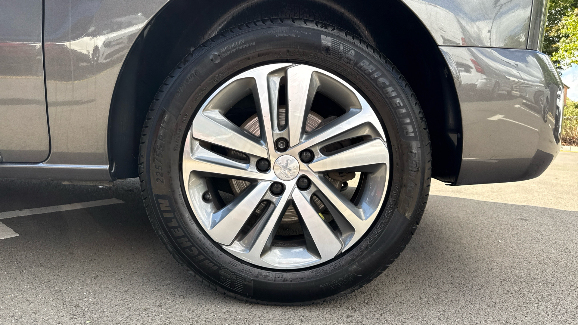 car image