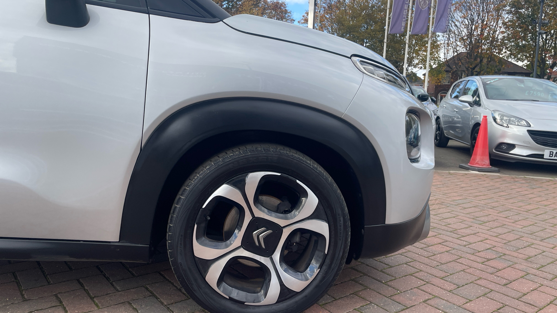 car image