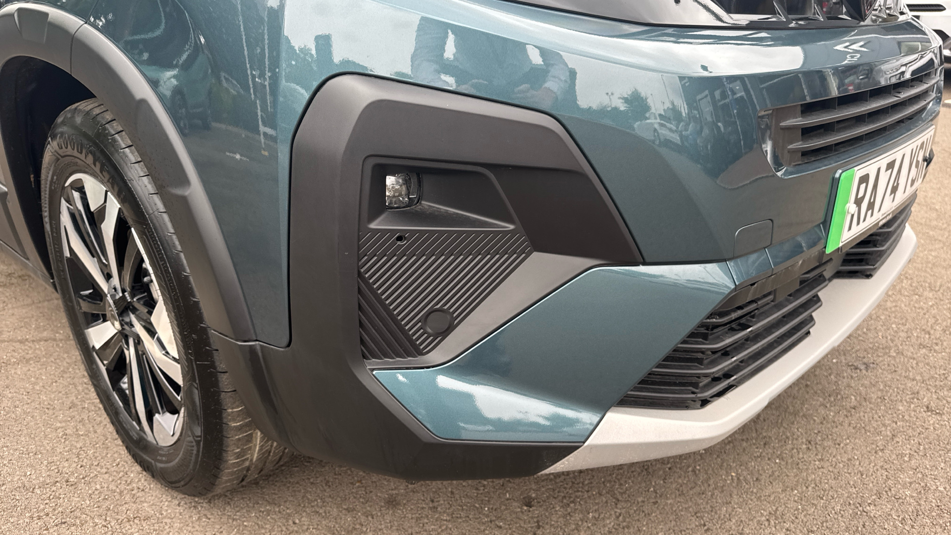 car image