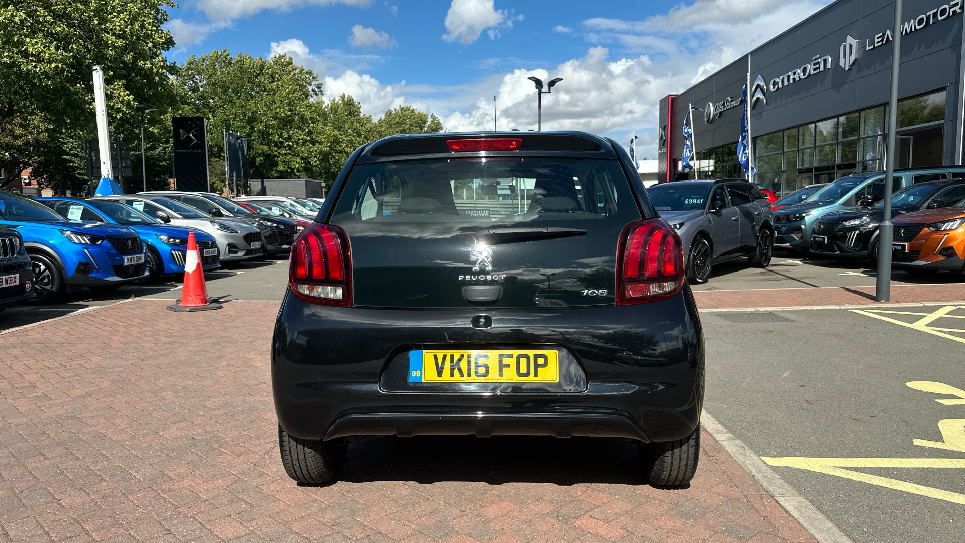 car image