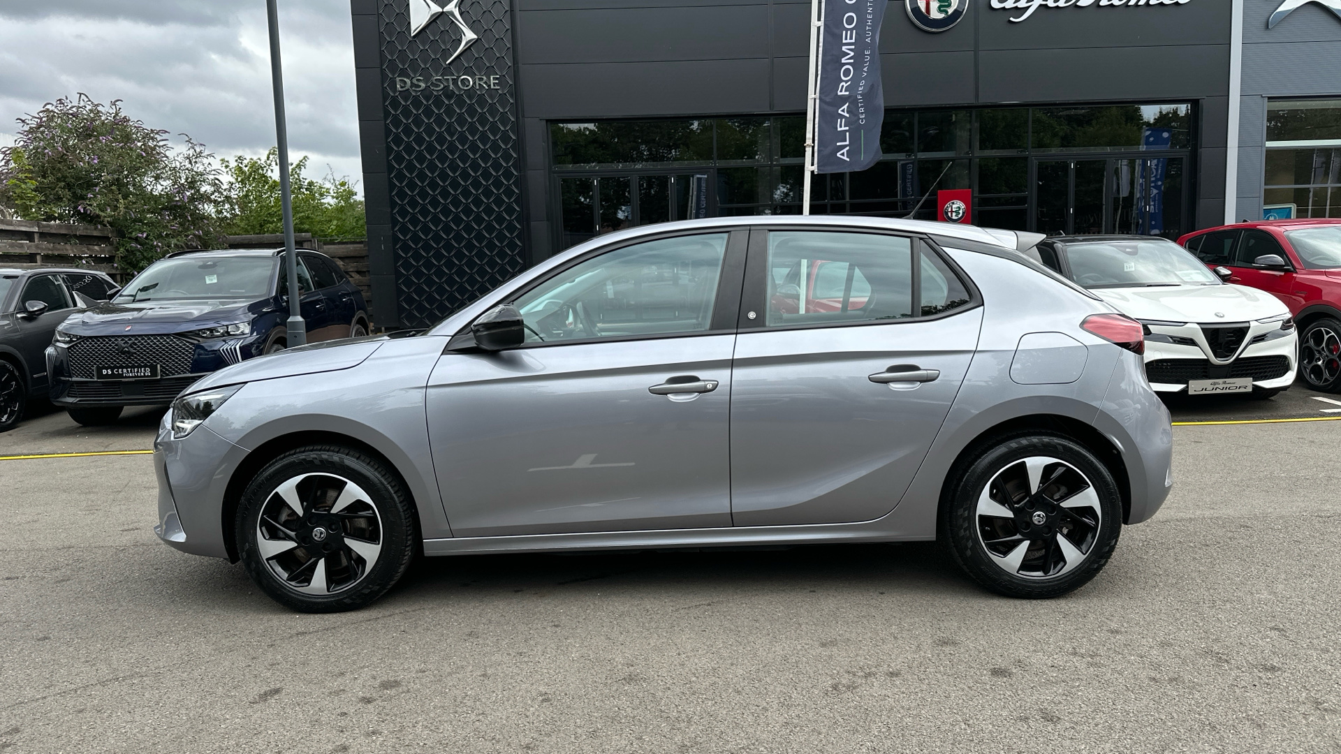 car image