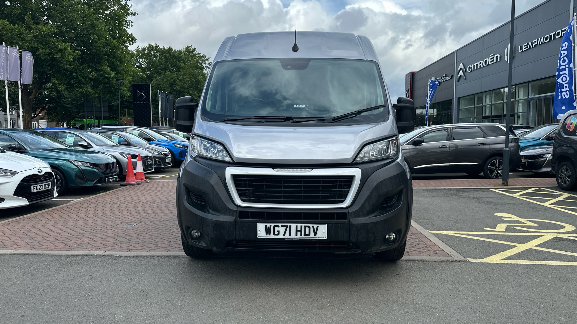 car image