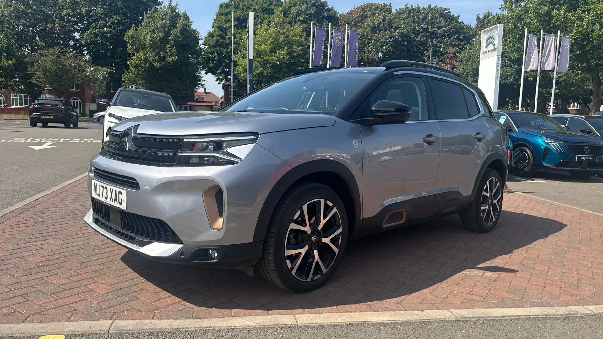 car image
