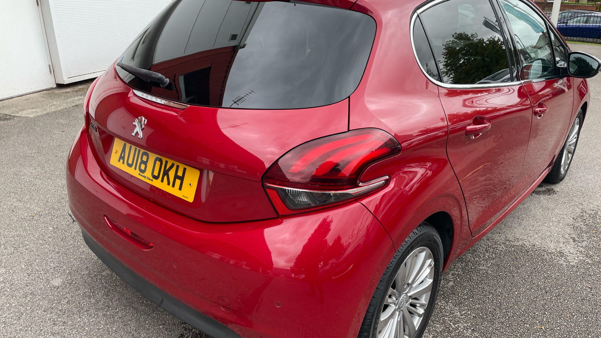 car image