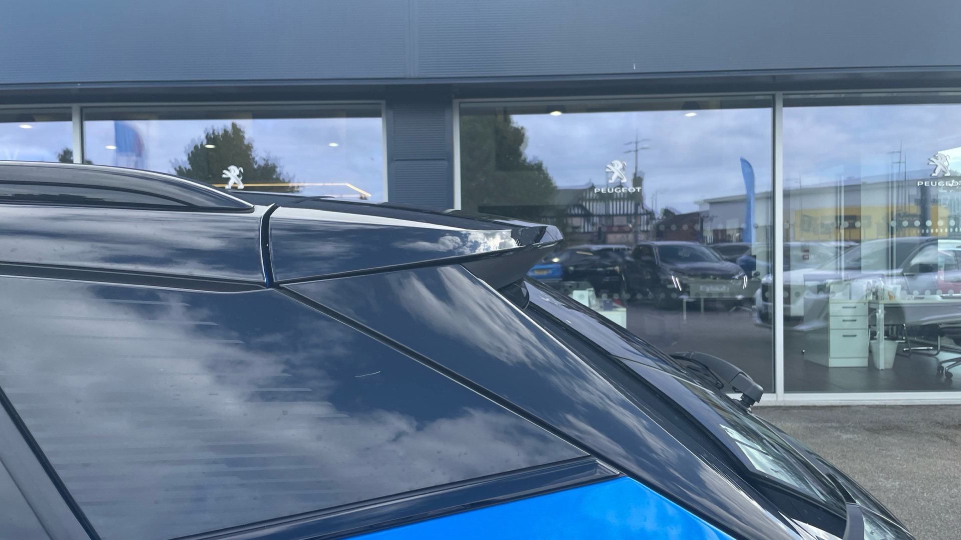 car image