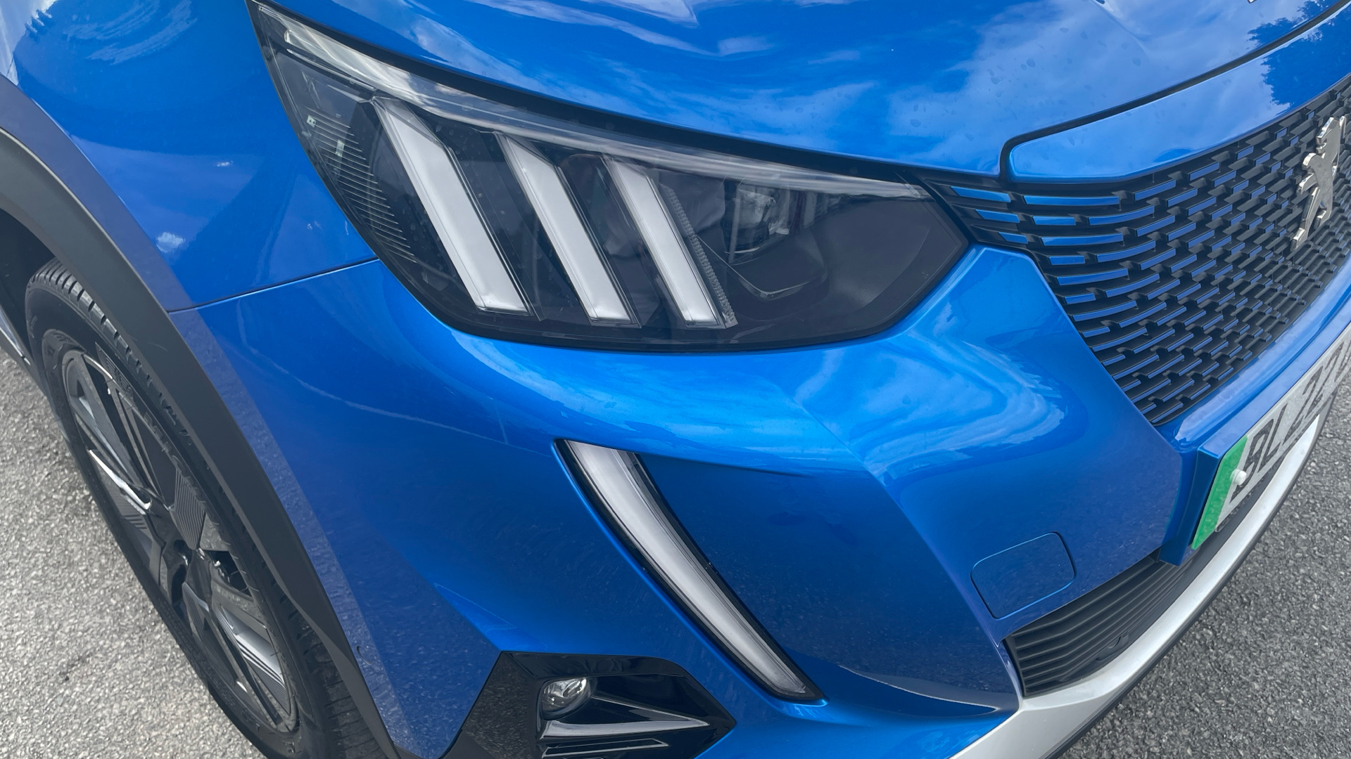 car image