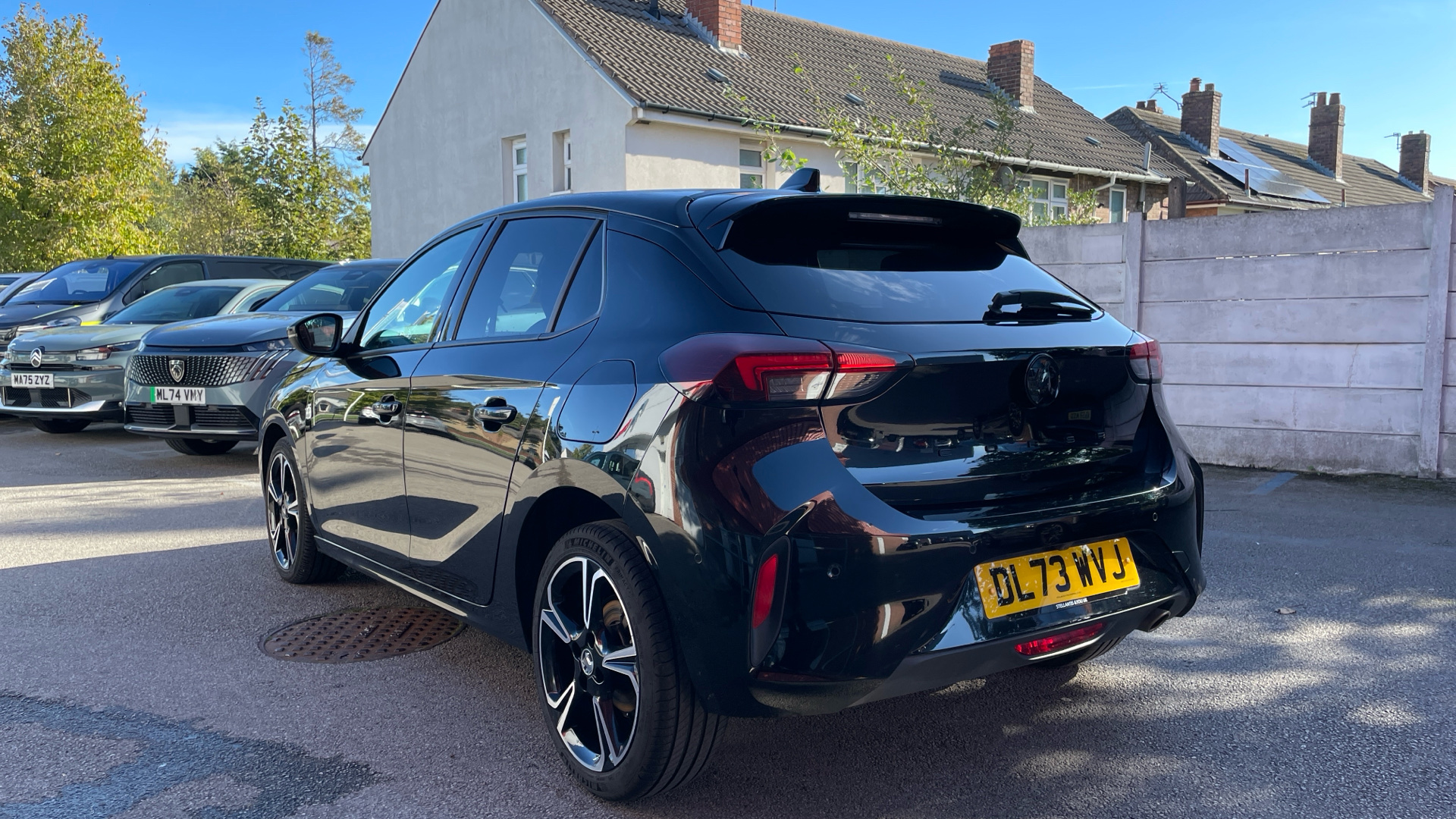 car image
