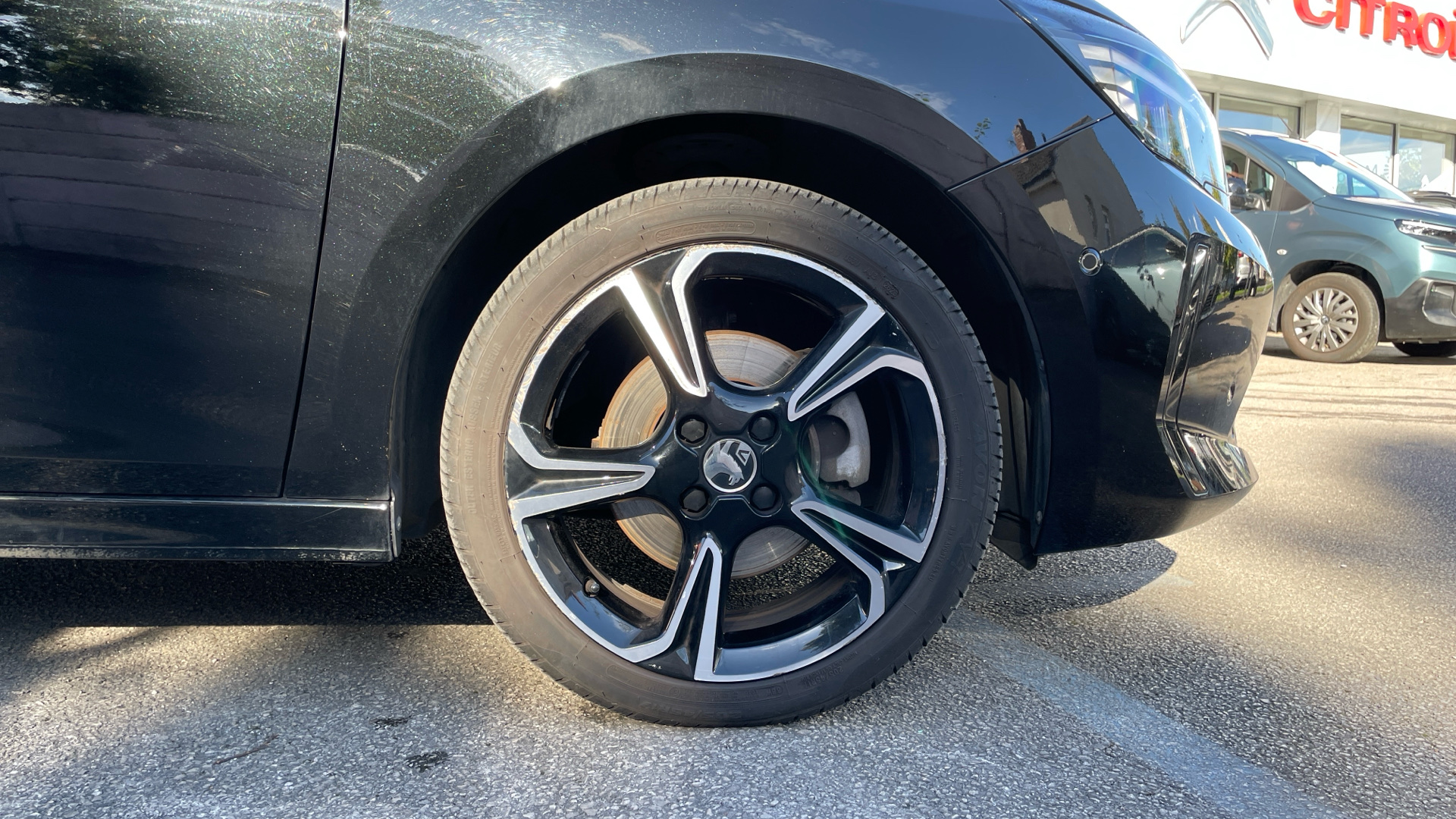 car image
