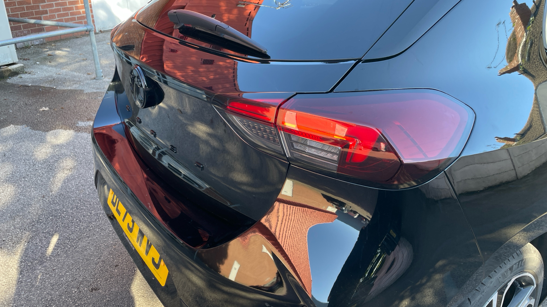car image