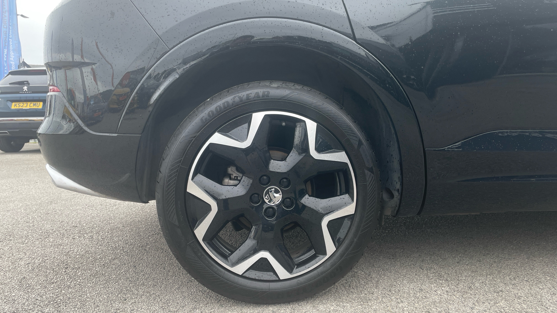 car image