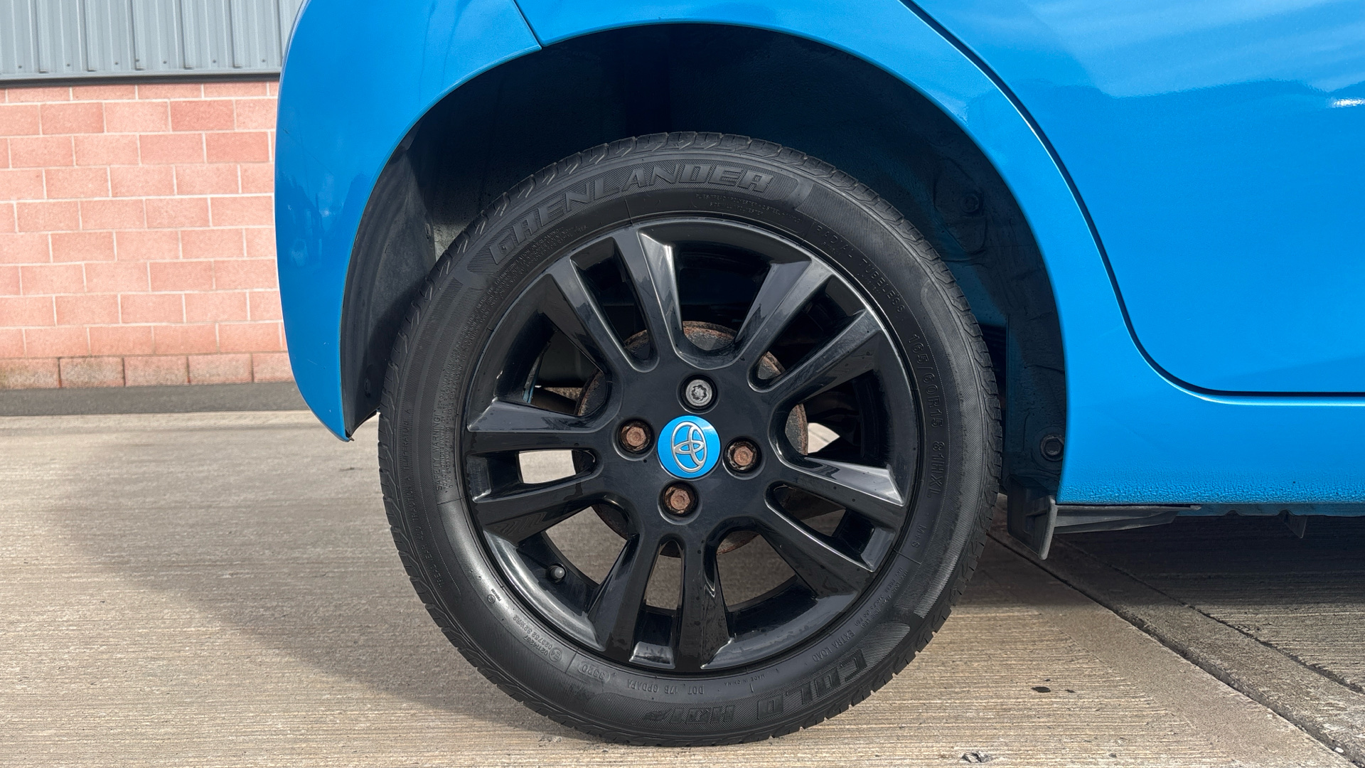 car image