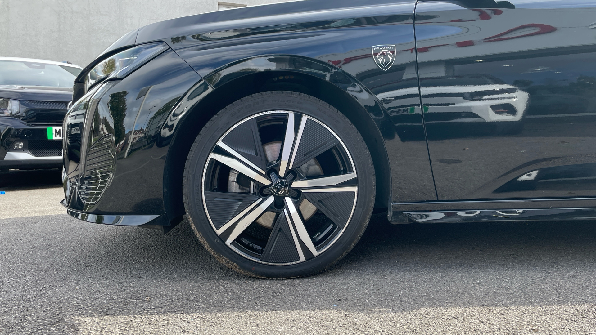 car image