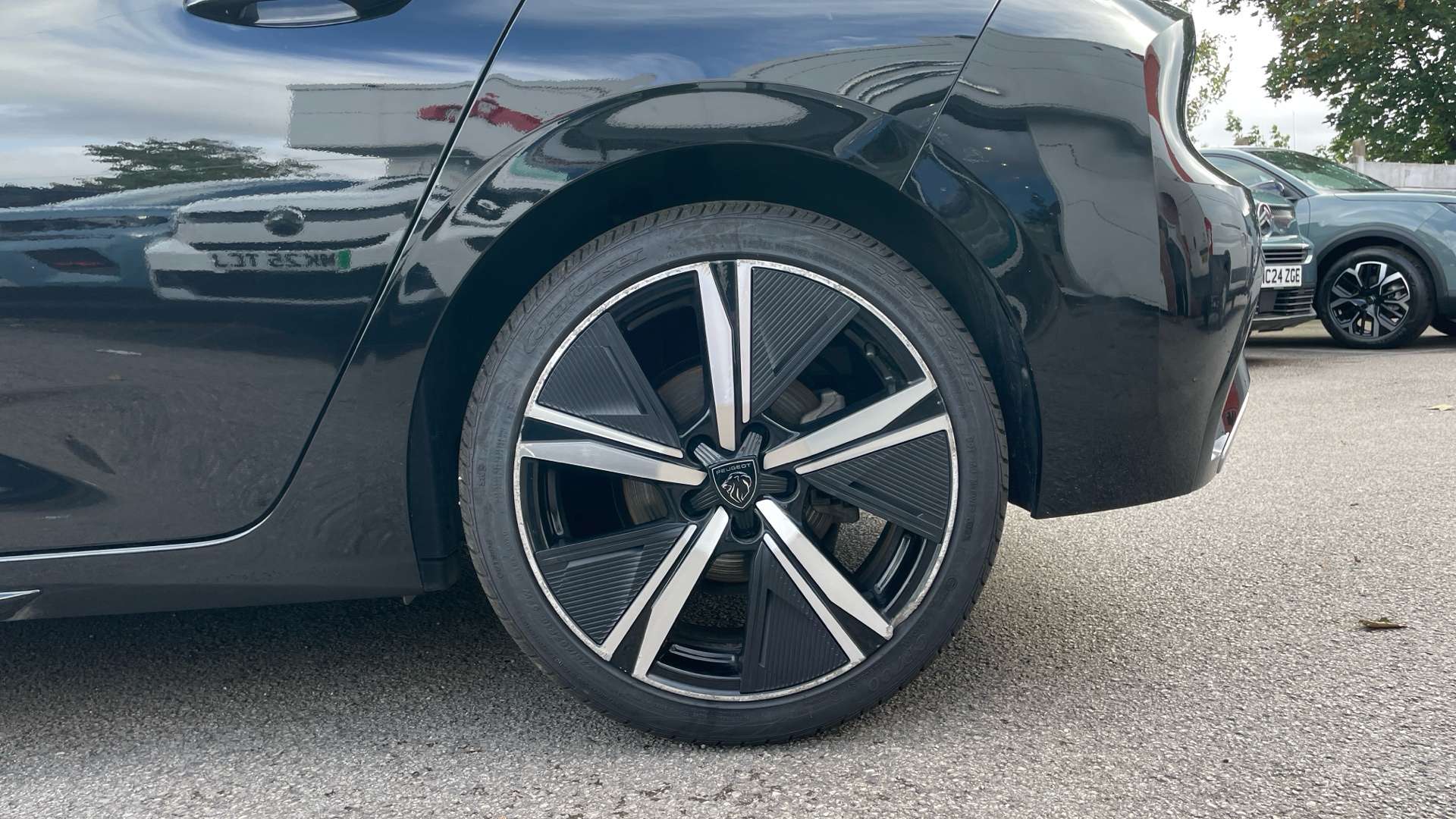 car image